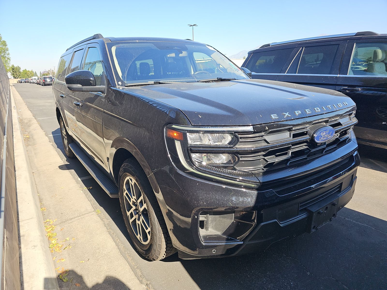 FORD EXPEDITION MAX - 4