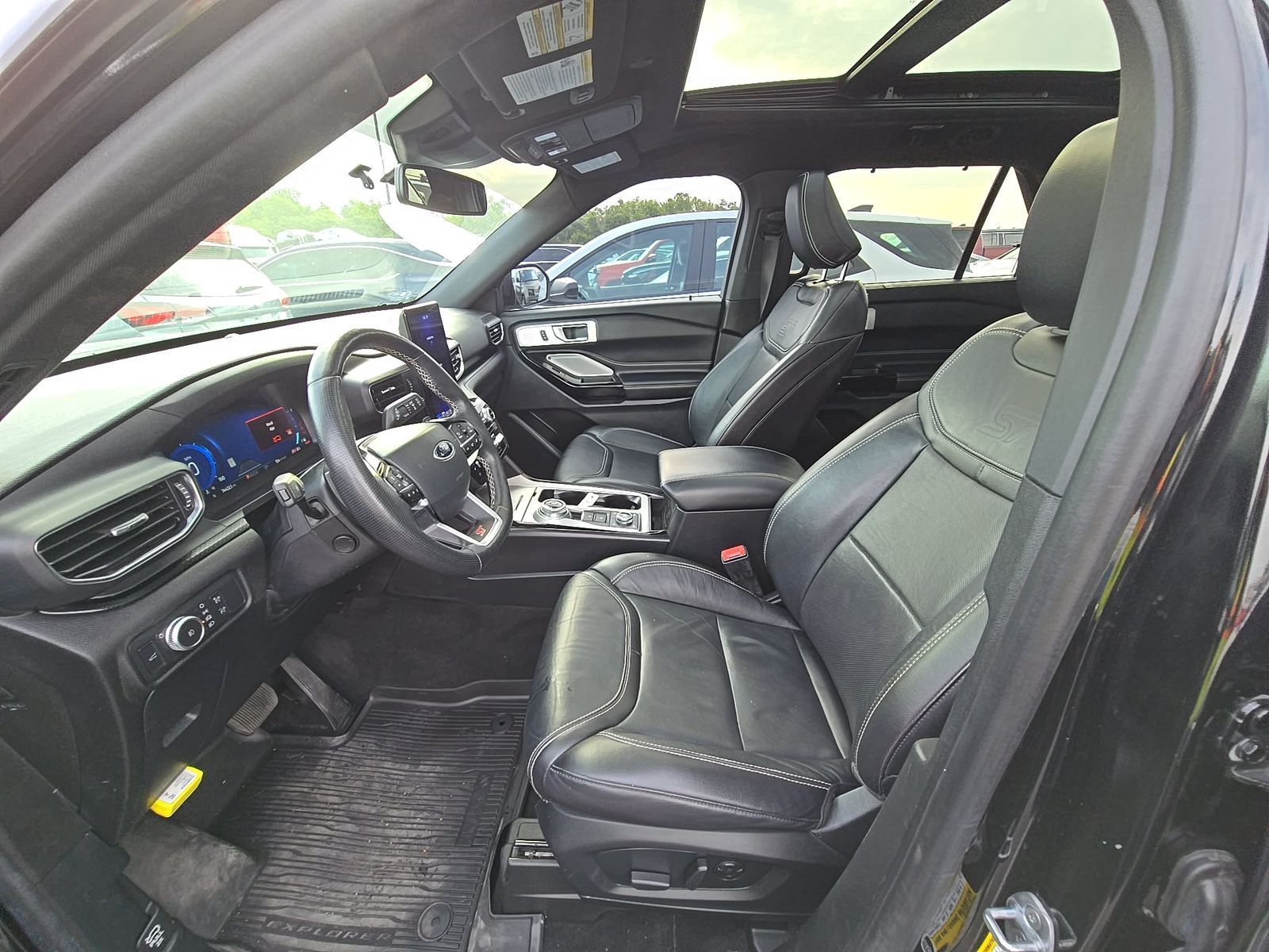 FORD EXPLORER - 10