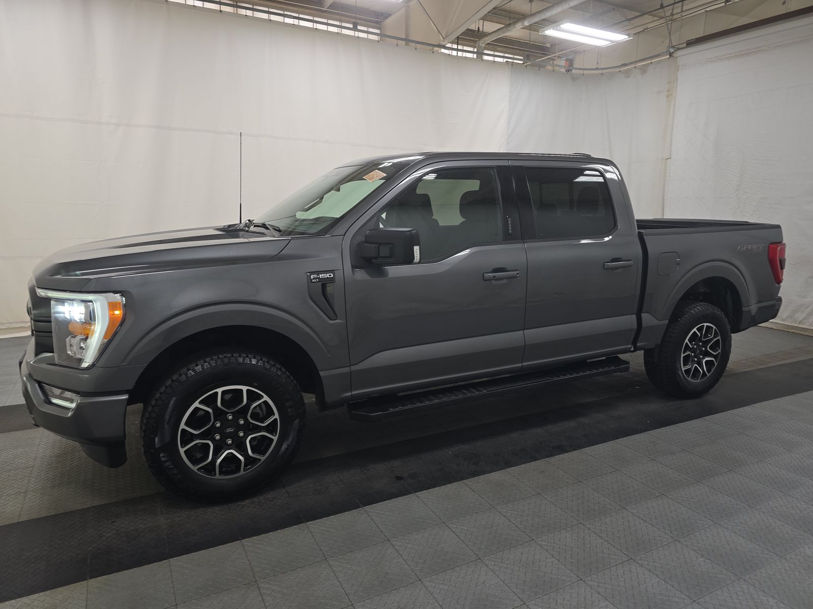 FORD F-150 - 1