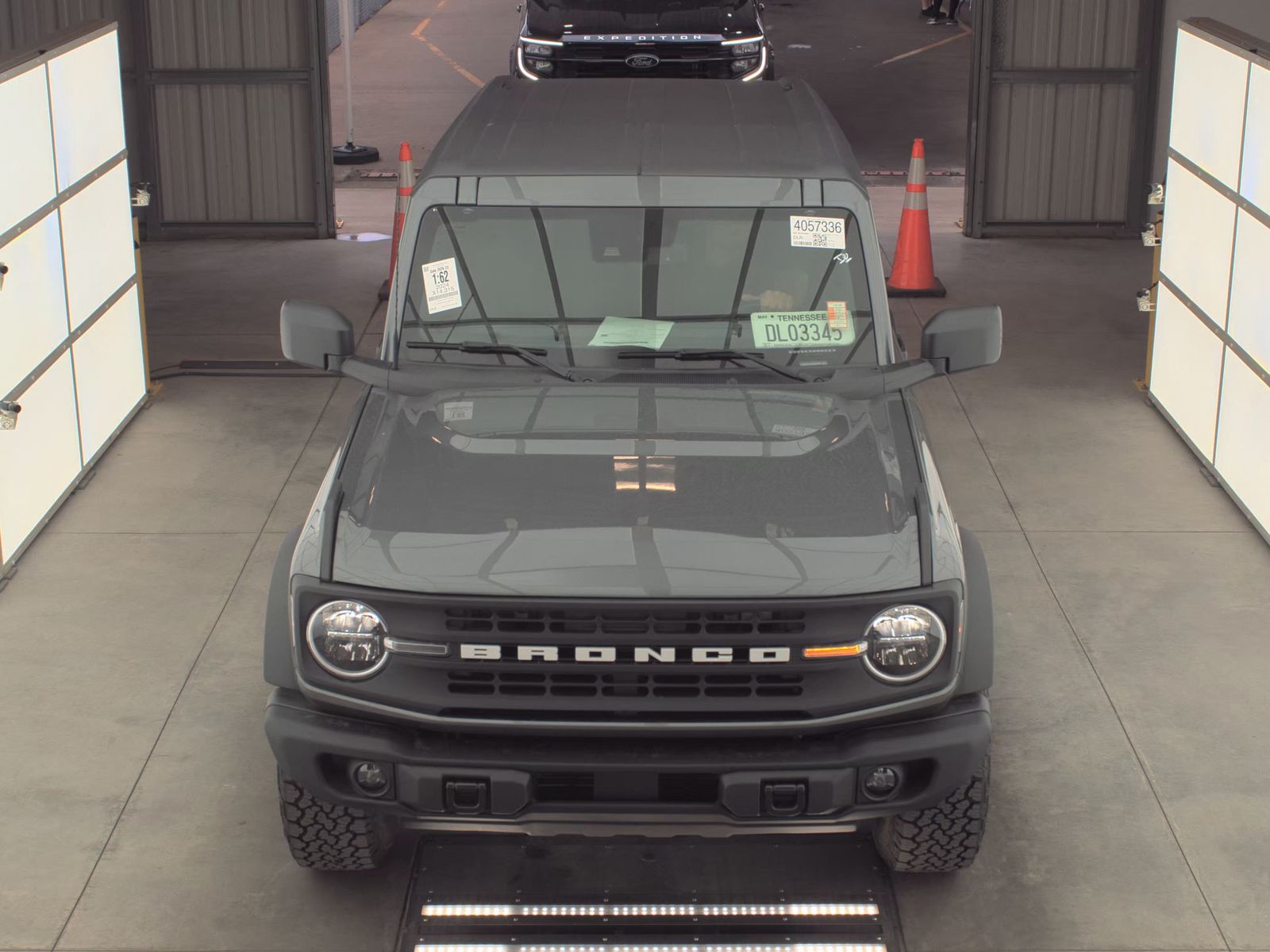 FORD BRONCO - 3