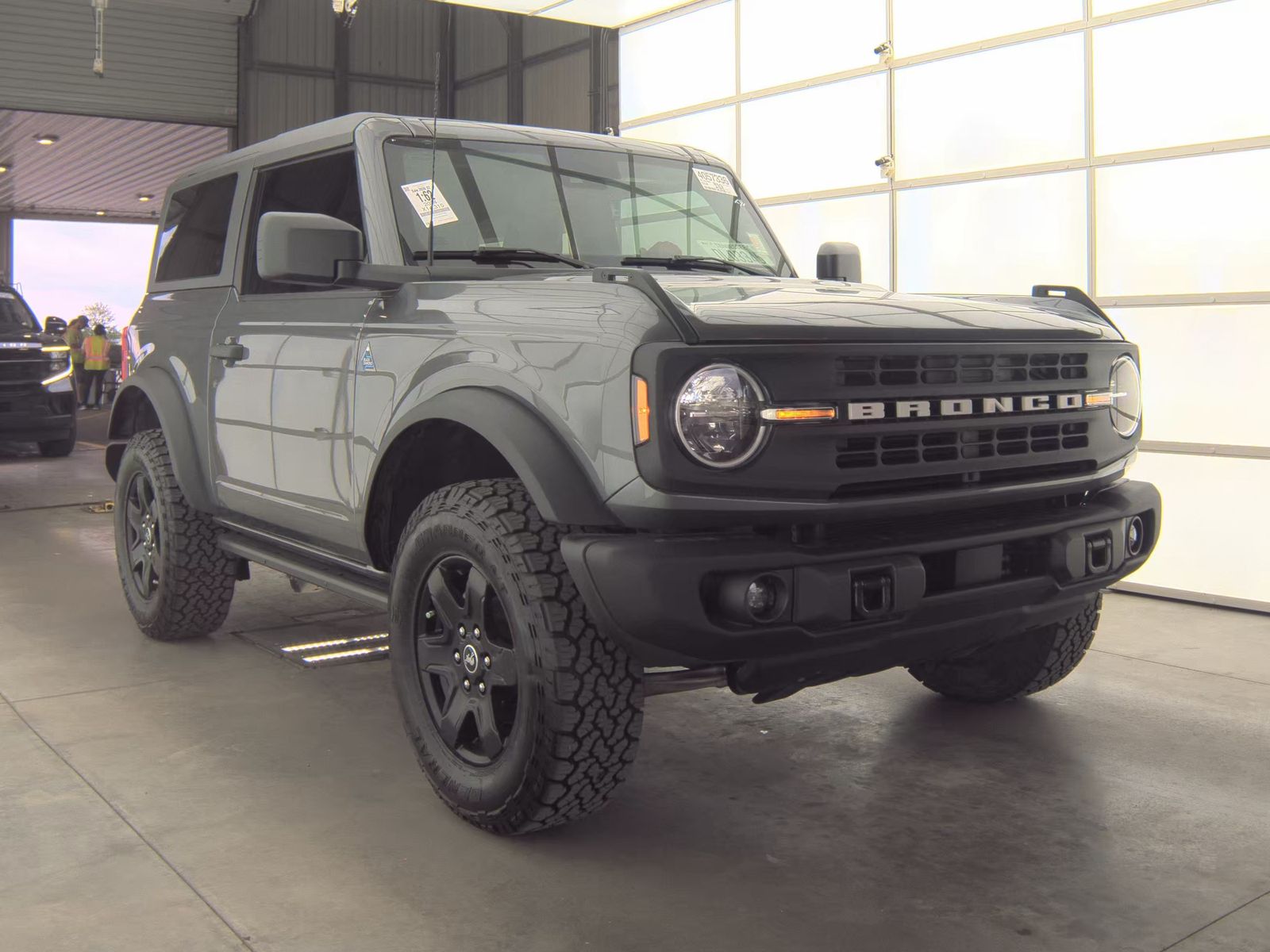 FORD BRONCO - 5