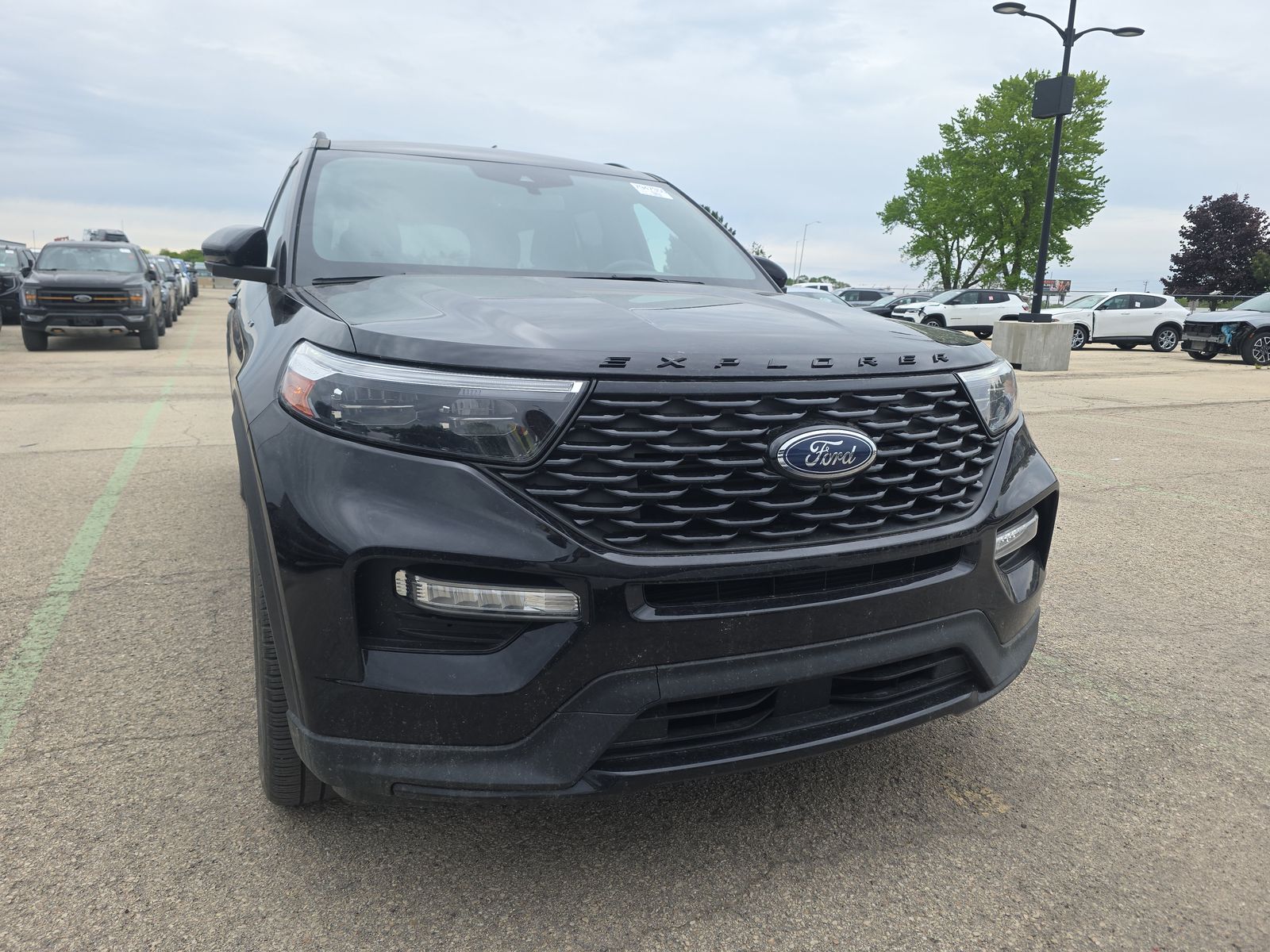 FORD EXPLORER - 3