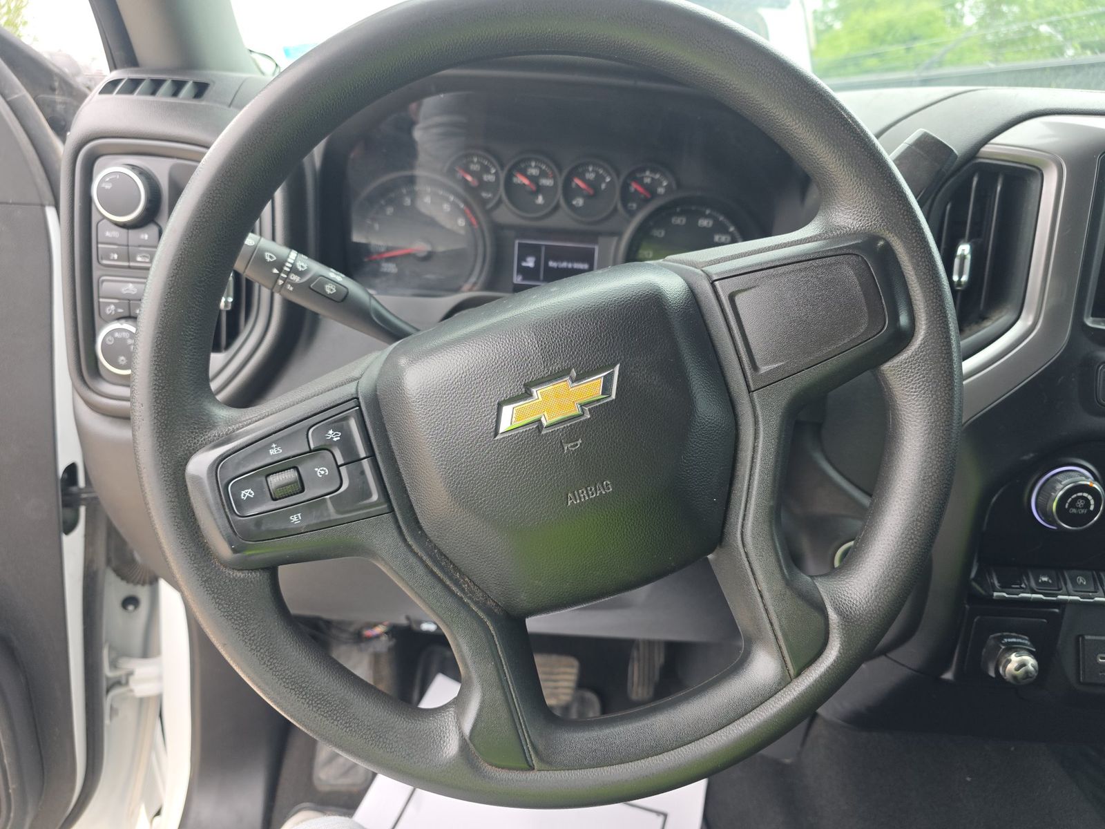2022 Chevrolet Silverado 1500 Custom AWD