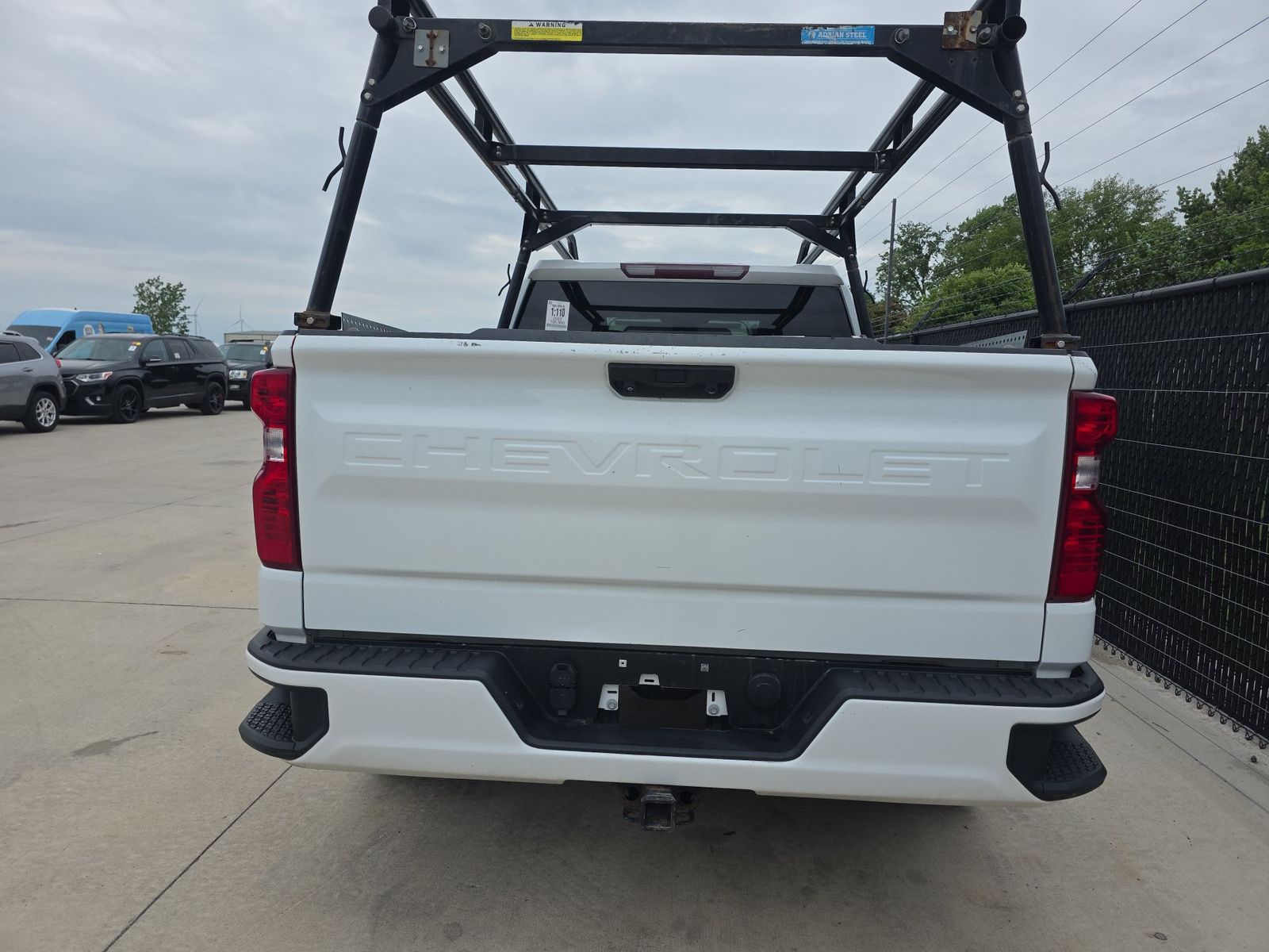 2022 Chevrolet Silverado 1500 Custom AWD