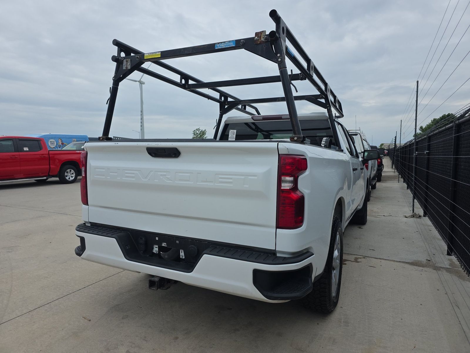 2022 Chevrolet Silverado 1500 Custom AWD