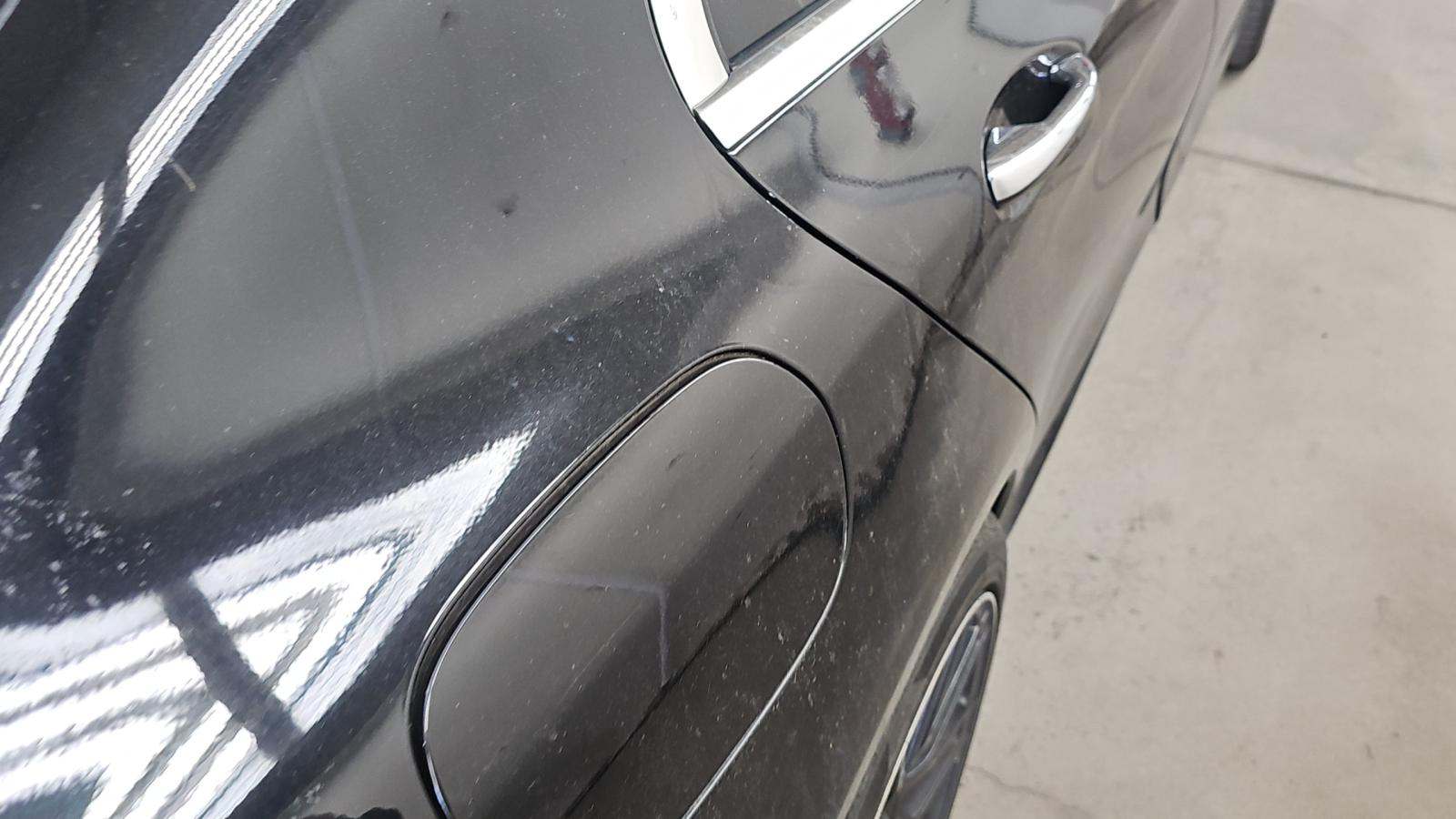 Mercedes-Benz C 300 4MATIC Sedan w/Sport Pkg снимка Mercedes-Benz C 300 4MATIC Sedan w/Sport Pkg