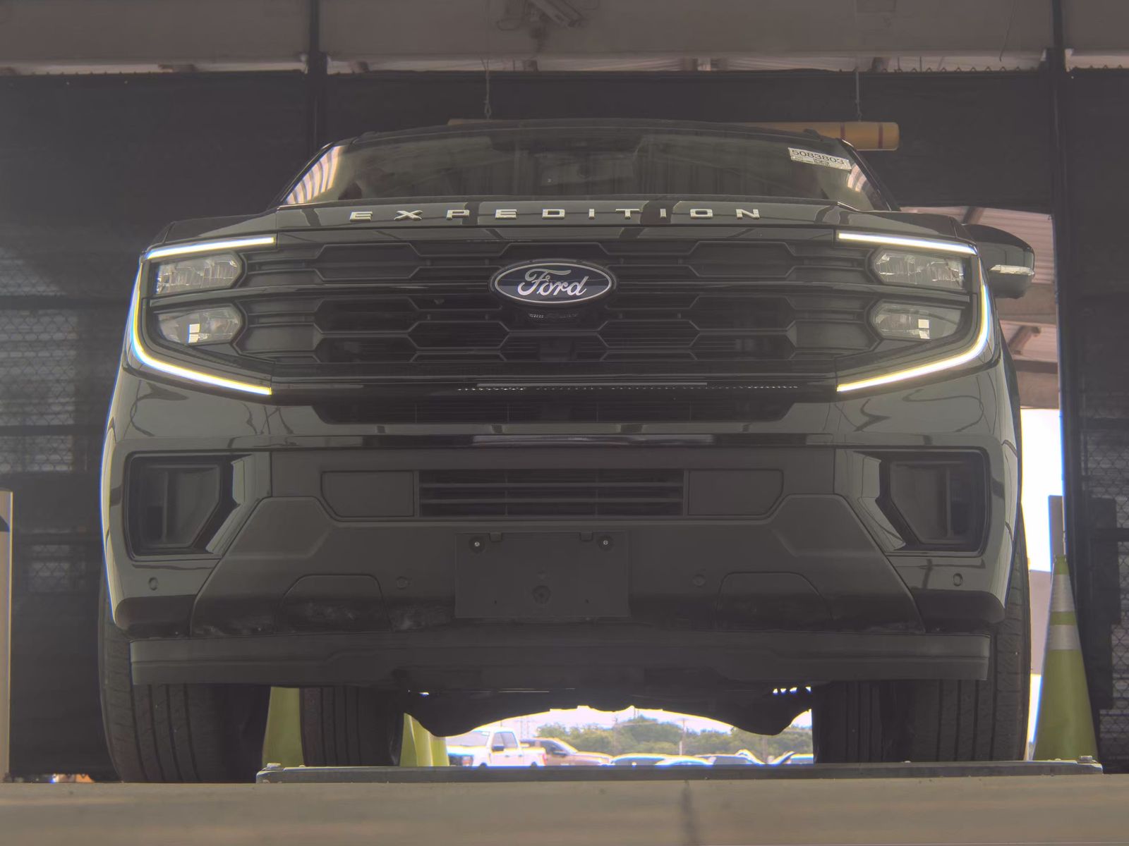 FORD EXPEDITION MAX - 4