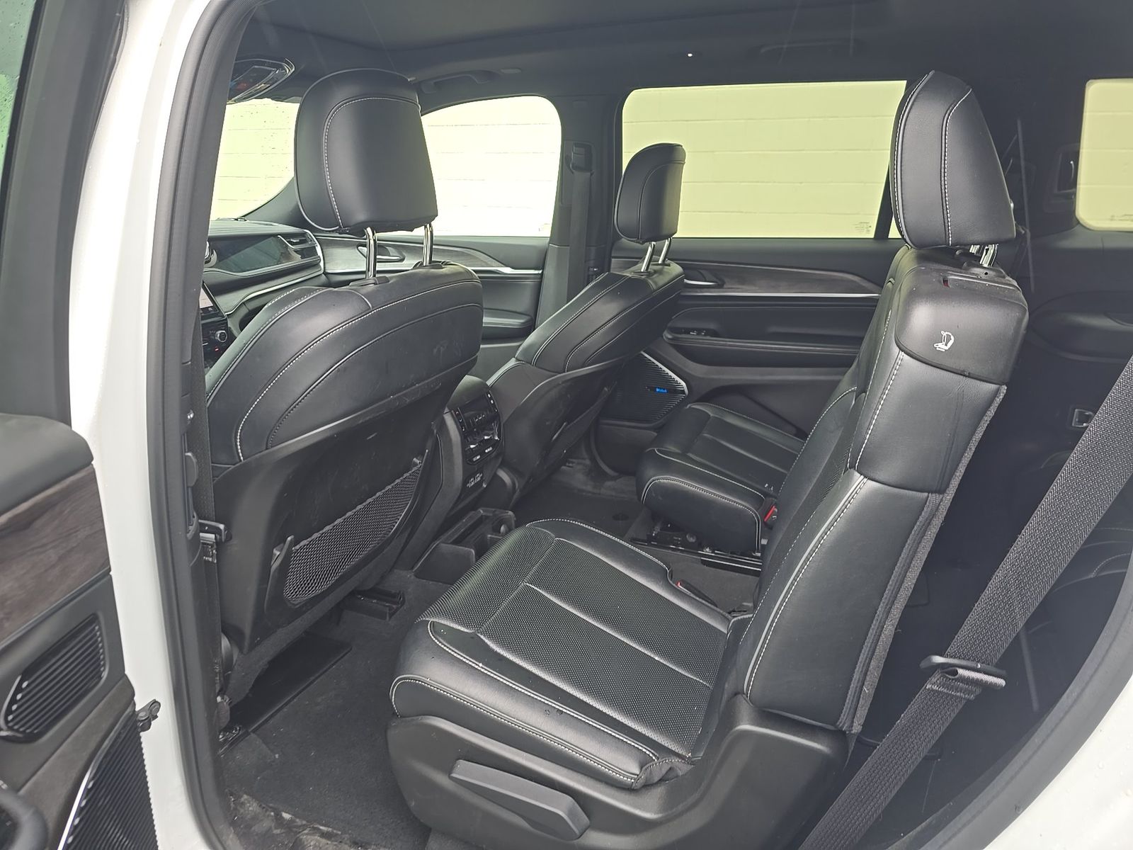 2022 Jeep Grand Cherokee L Overland AWD