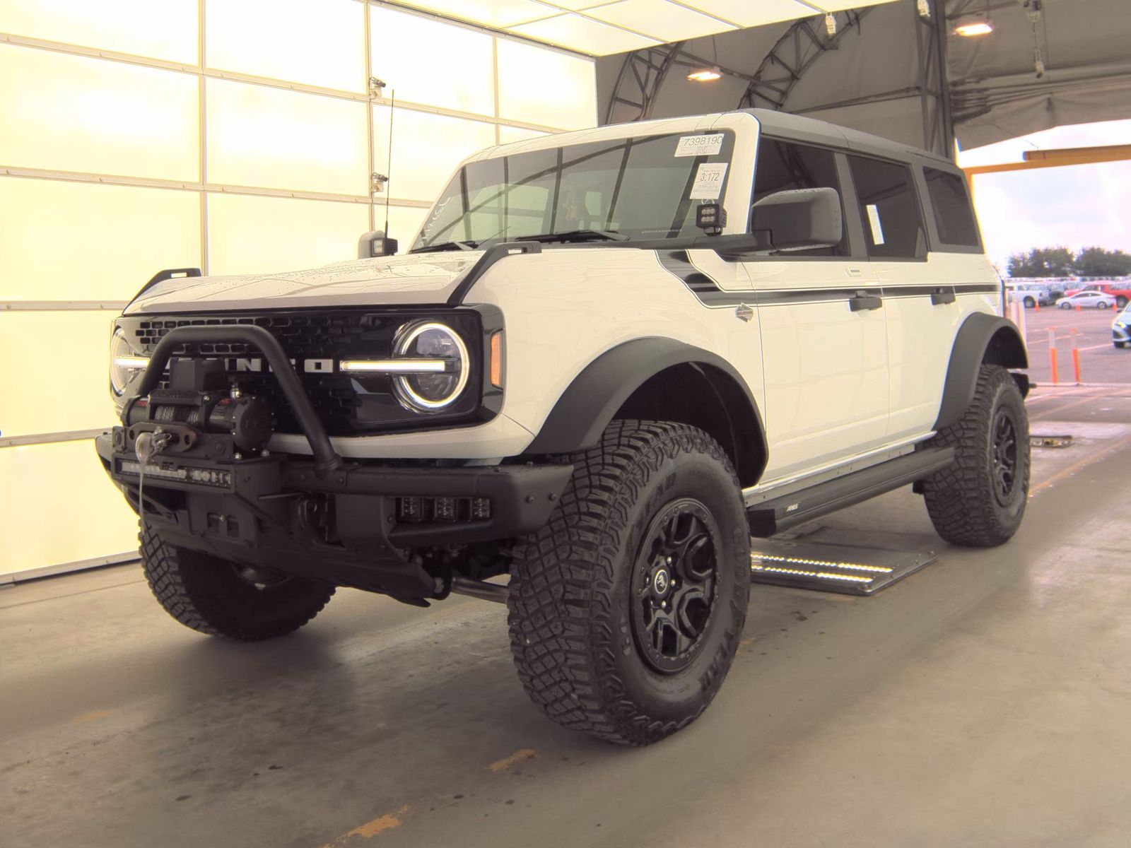 FORD BRONCO - 1