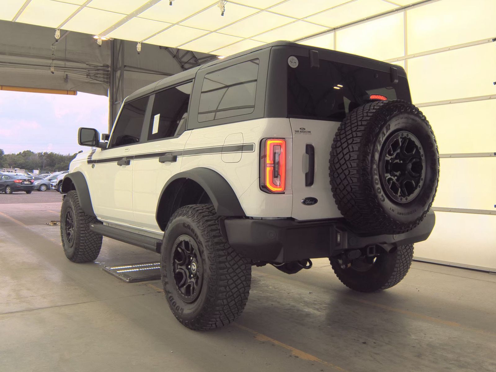 FORD BRONCO - 9