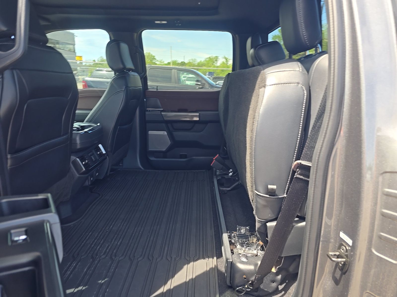 2023 Ford F-150 Lariat AWD