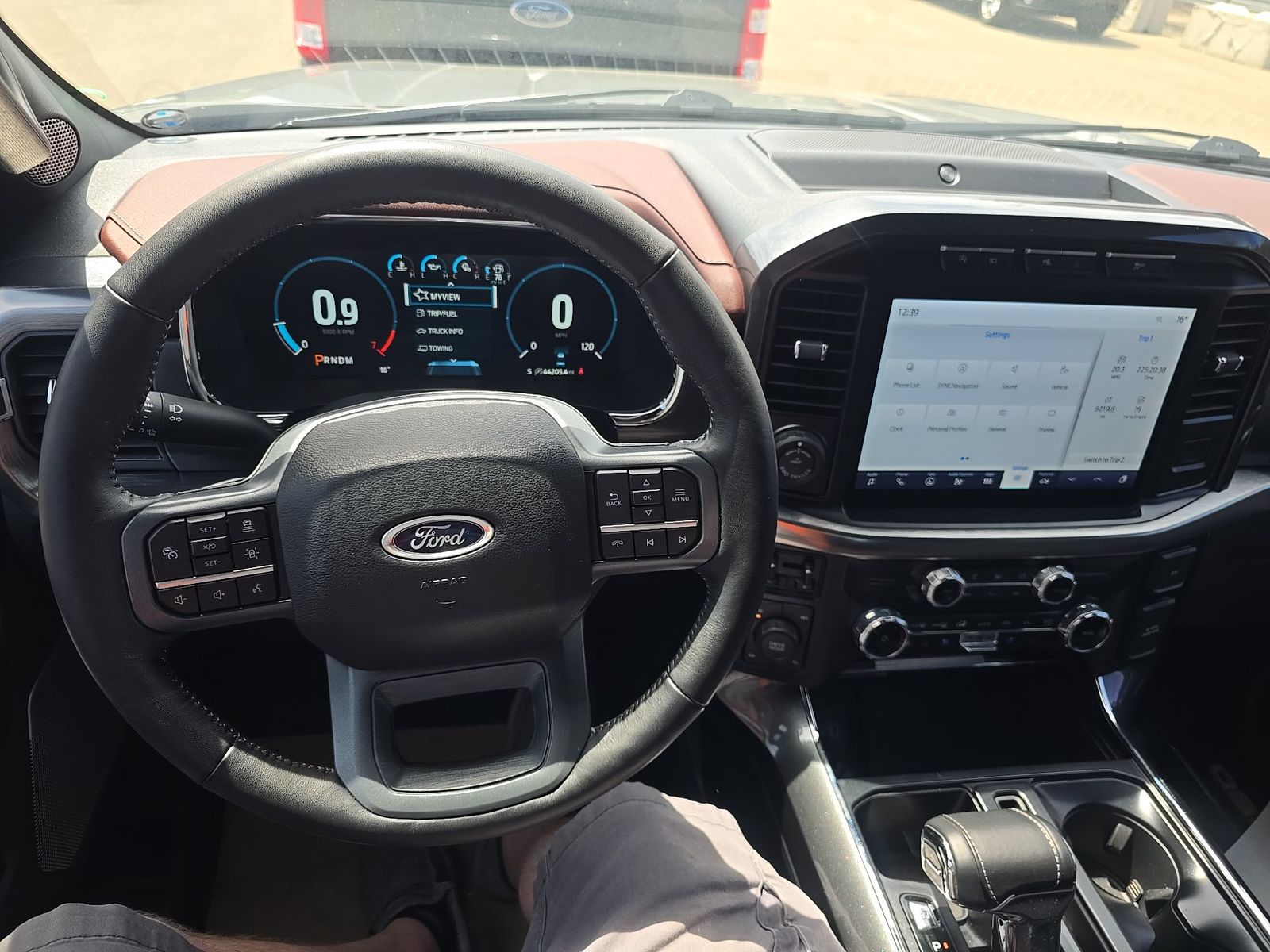 2023 Ford F-150 Lariat AWD