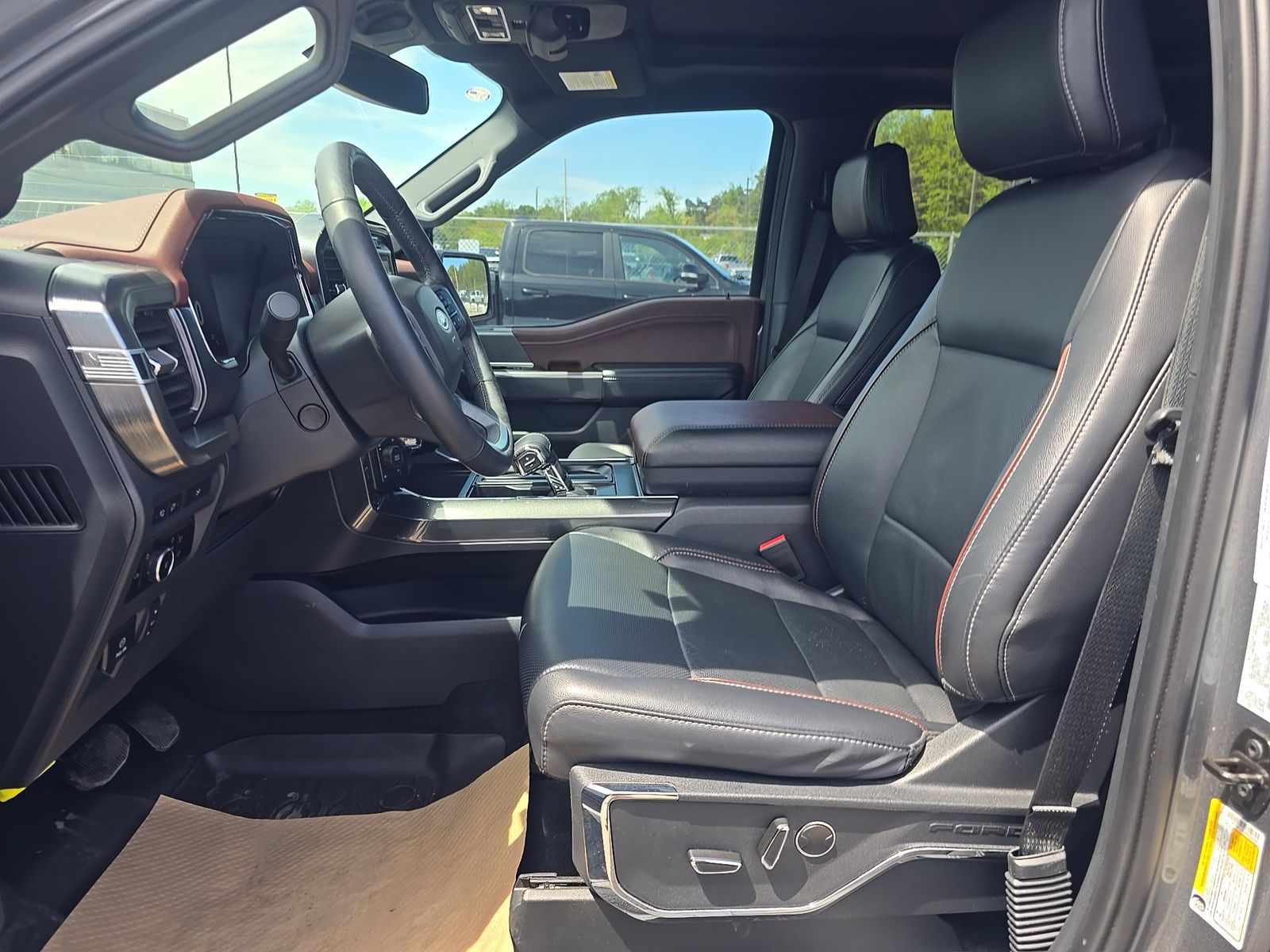 2023 Ford F-150 Lariat AWD