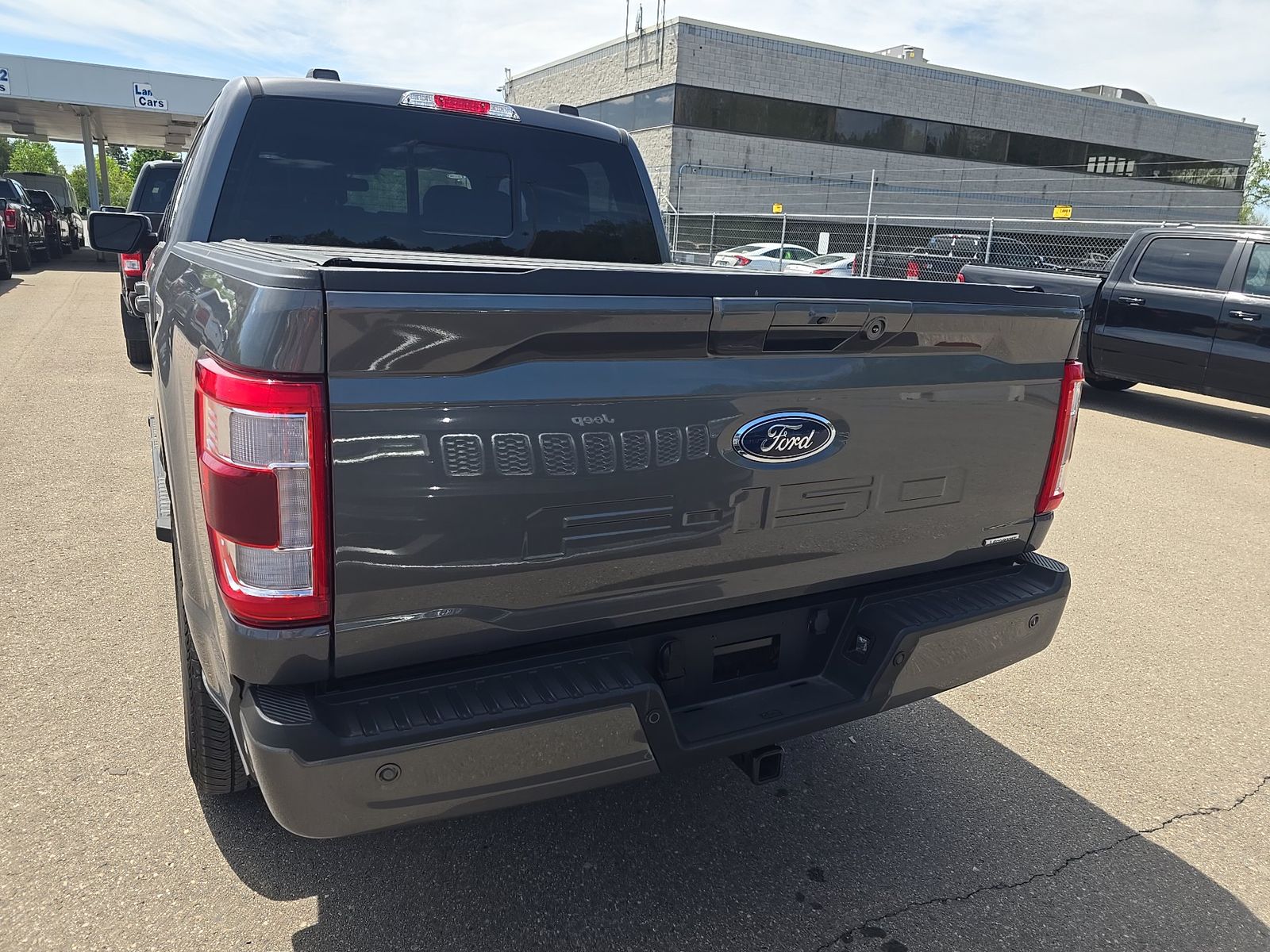 2023 Ford F-150 Lariat AWD