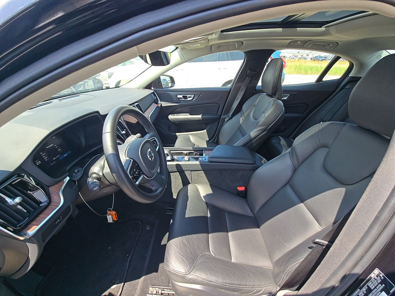 2025 Volvo S60 B5 Plus FWD