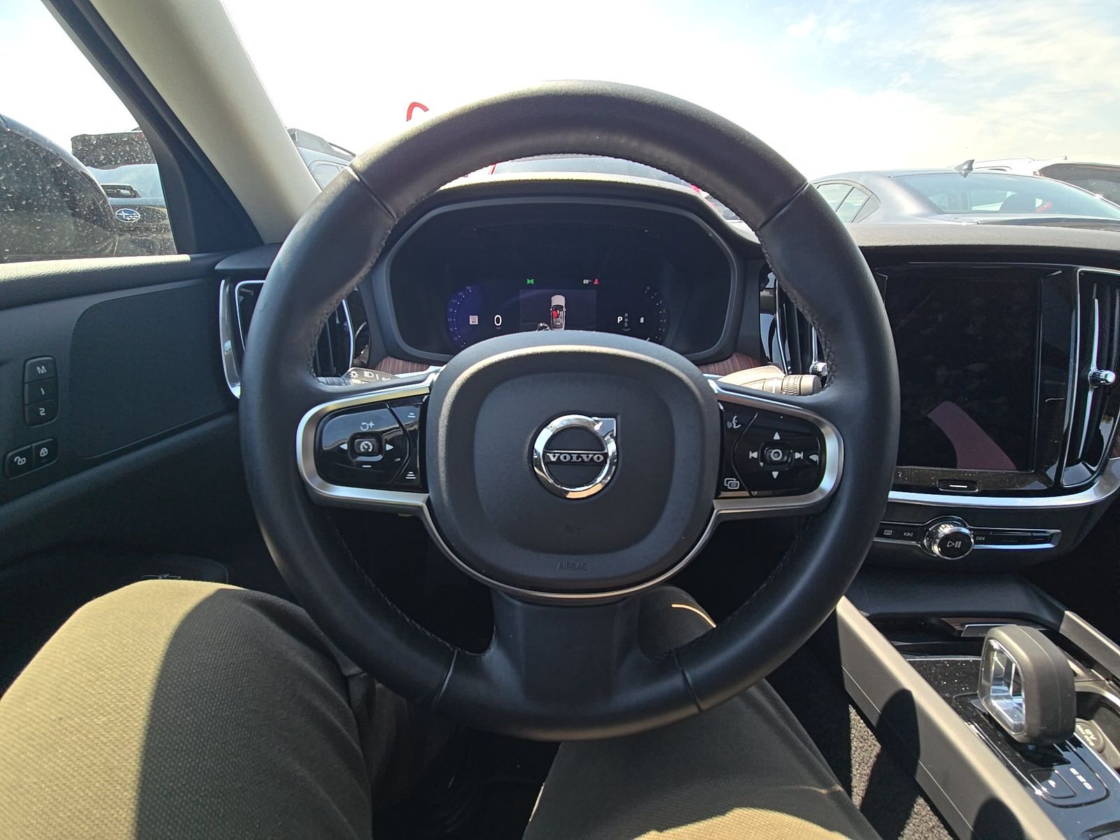 2025 Volvo S60 B5 Plus FWD