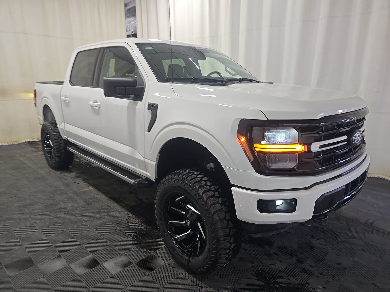 FORD F-150 - 4