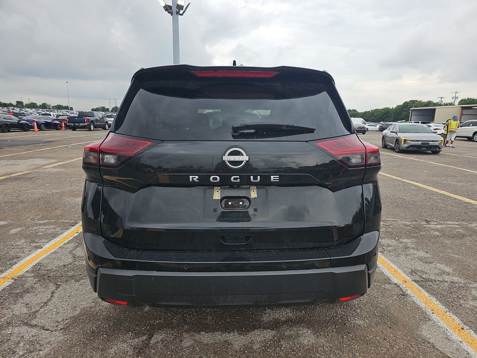 2025 Nissan Rogue SV FWD