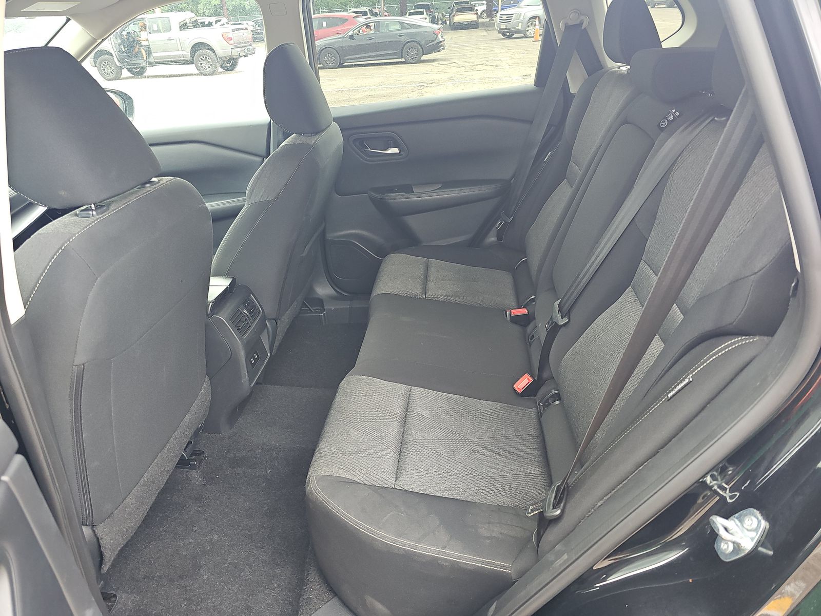 2025 Nissan Rogue SV FWD