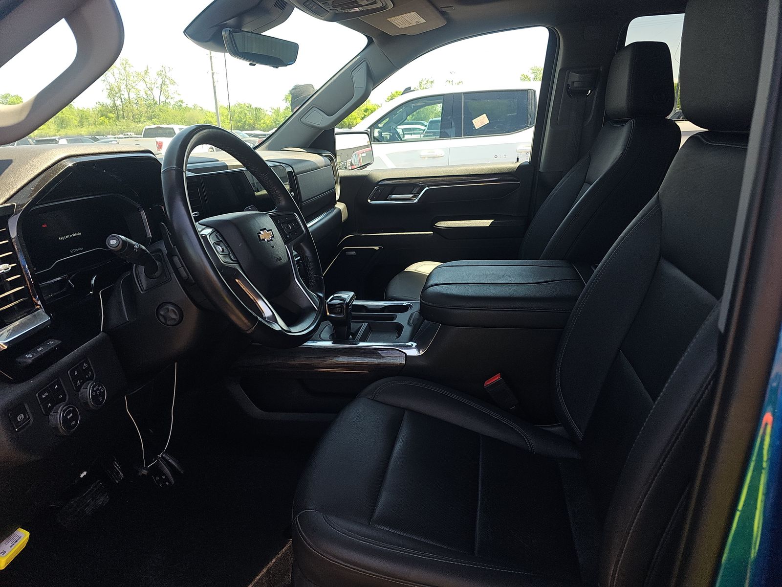 2023 Chevrolet Silverado 1500 LTZ AWD