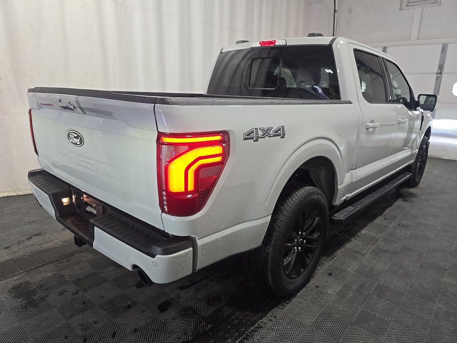 2026 Ford F-150 Lariat AWD