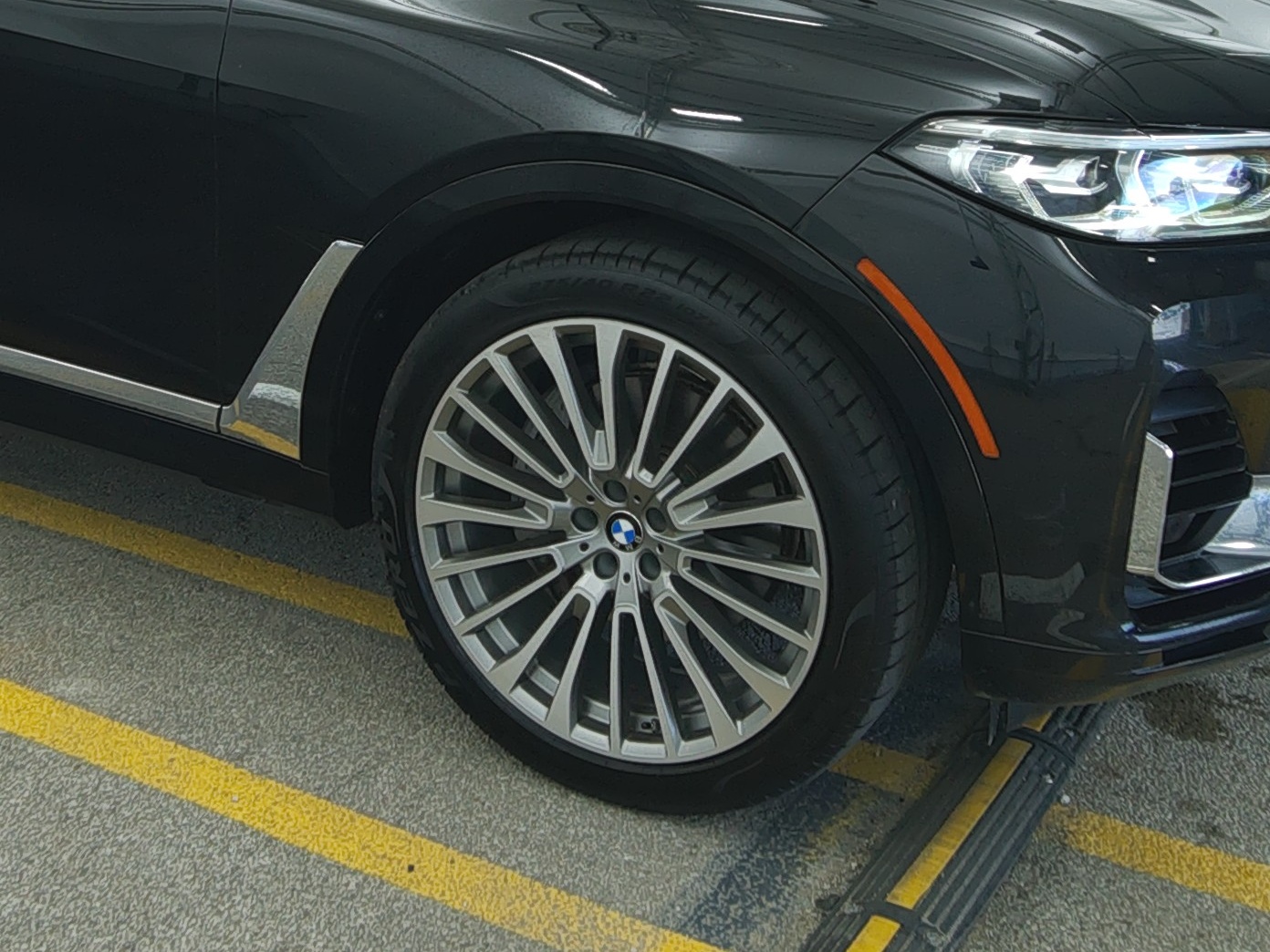 2019 BMW X7 xDrive40i AWD