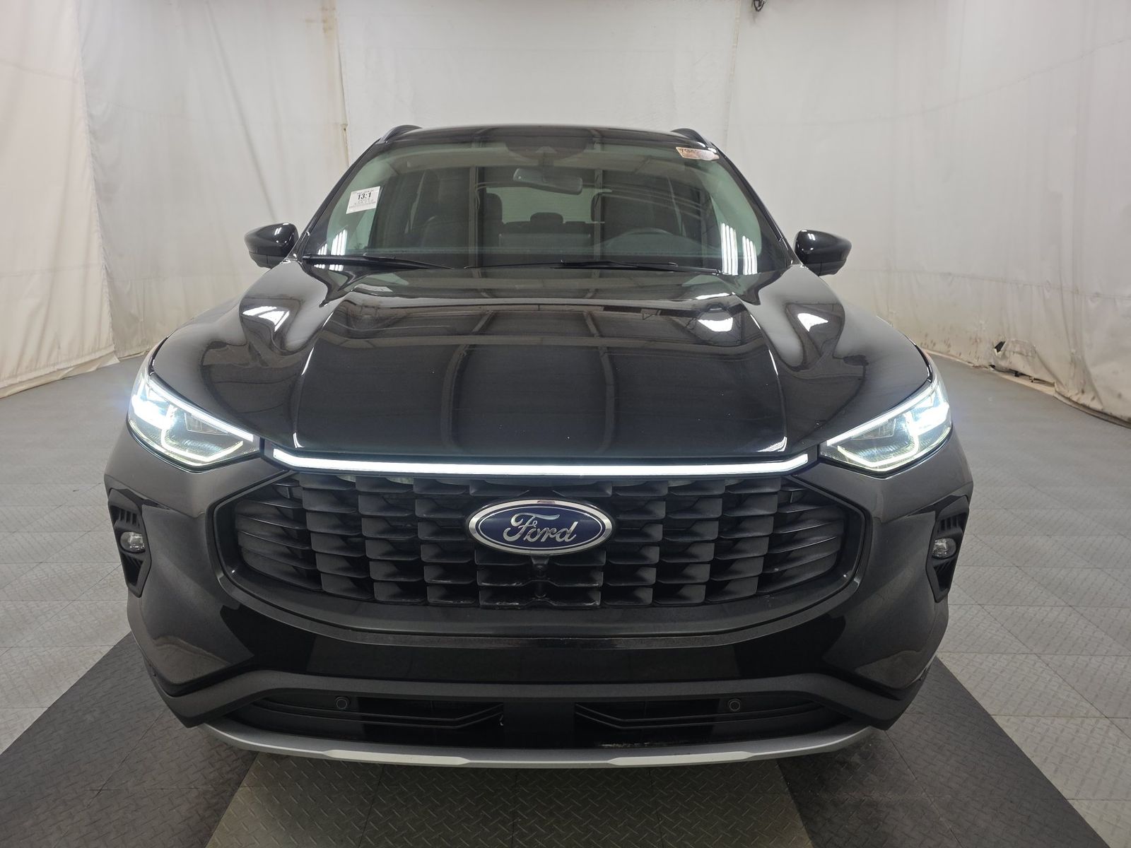 FORD ESCAPE - 3