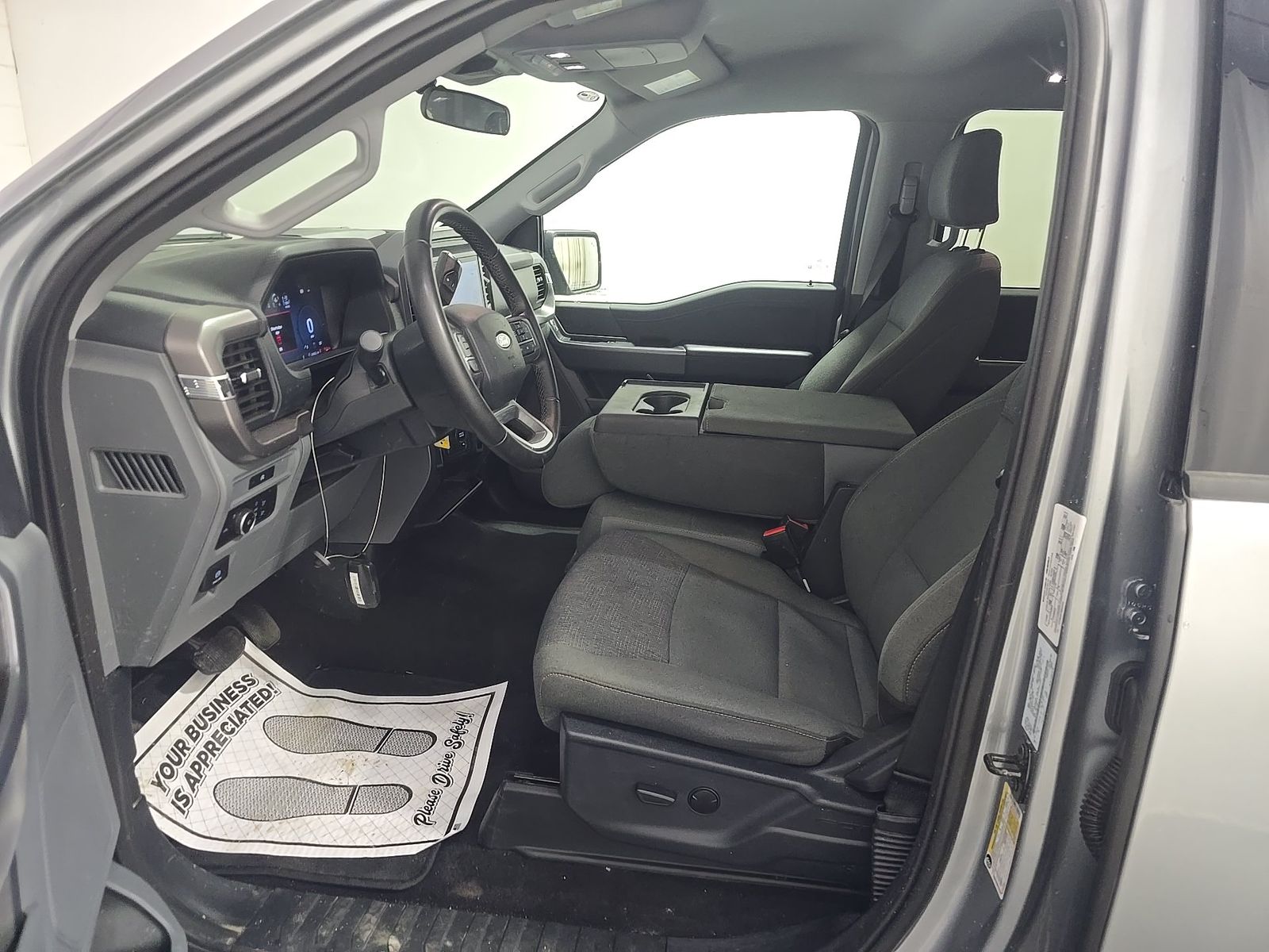 FORD F-150 - 8