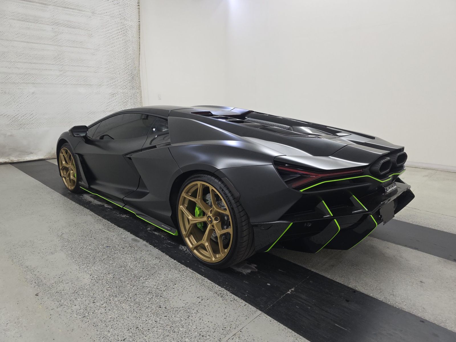 2024 Lamborghini Revuelto Base AWD
