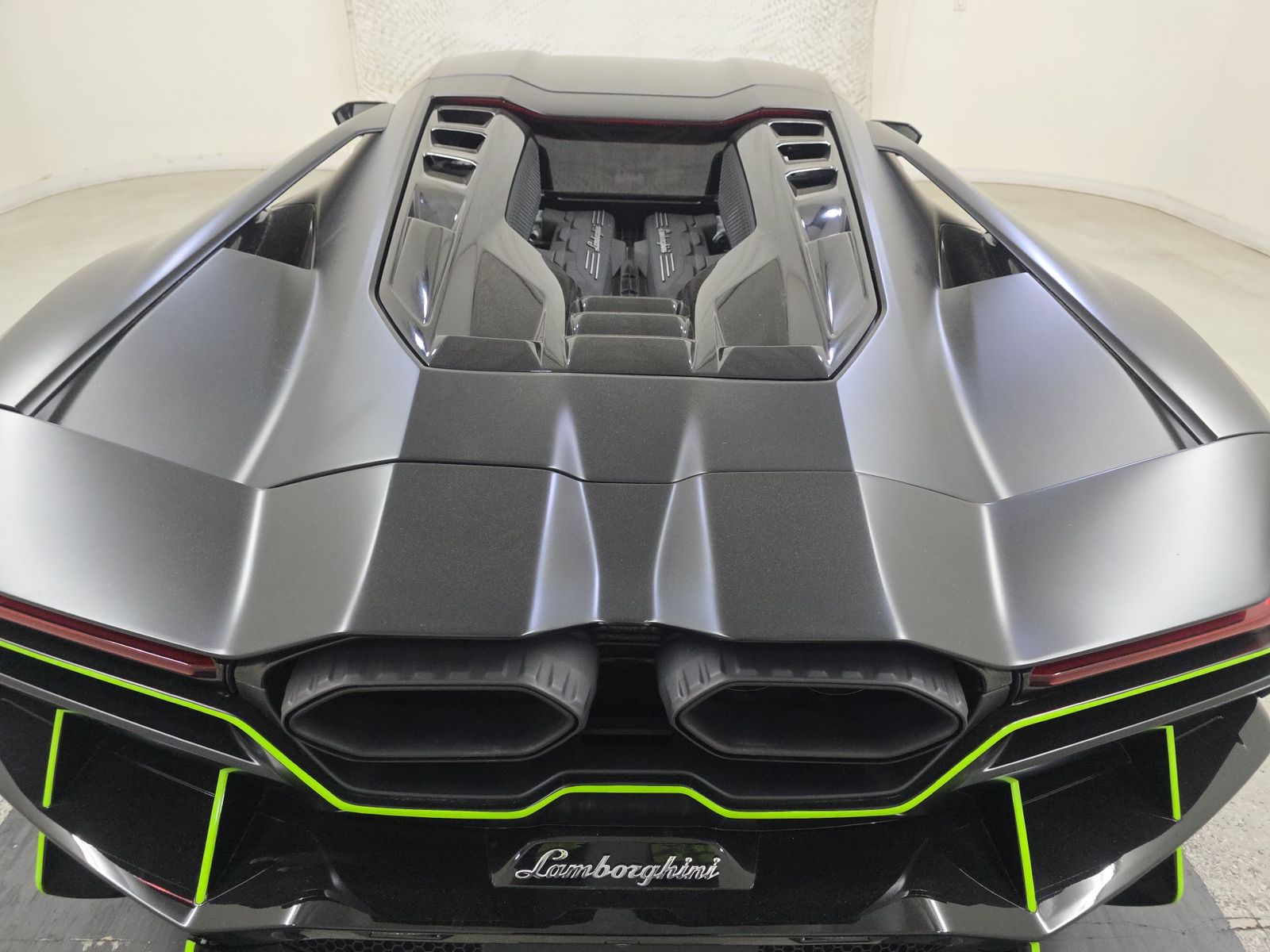 2024 Lamborghini Revuelto Base AWD