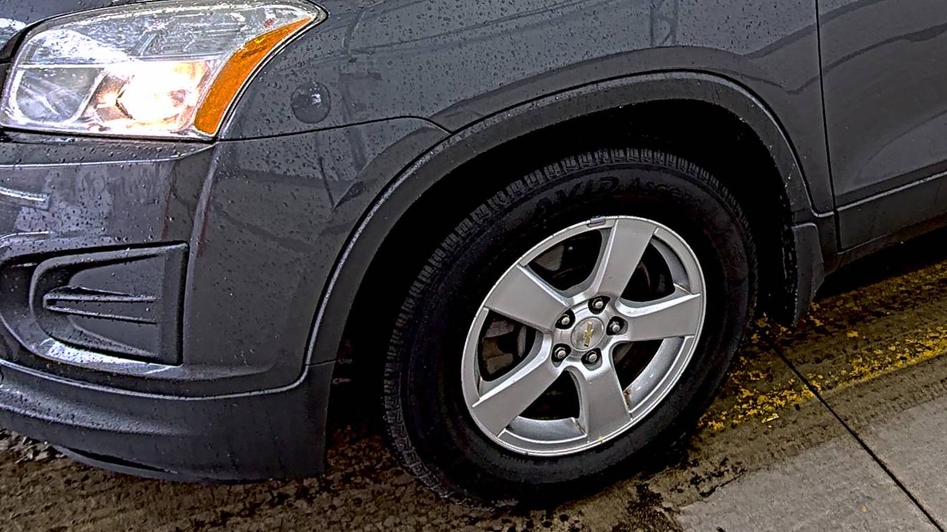 CHEVROLET TRAX - 8