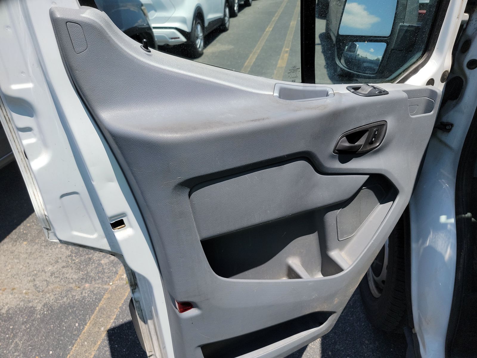 FORD TRANSIT 250 - 10