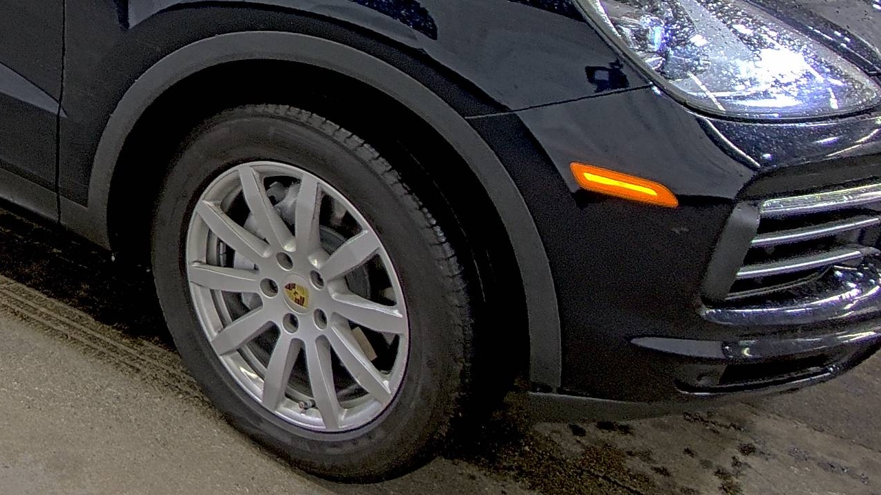 PORSCHE CAYENNE - 9
