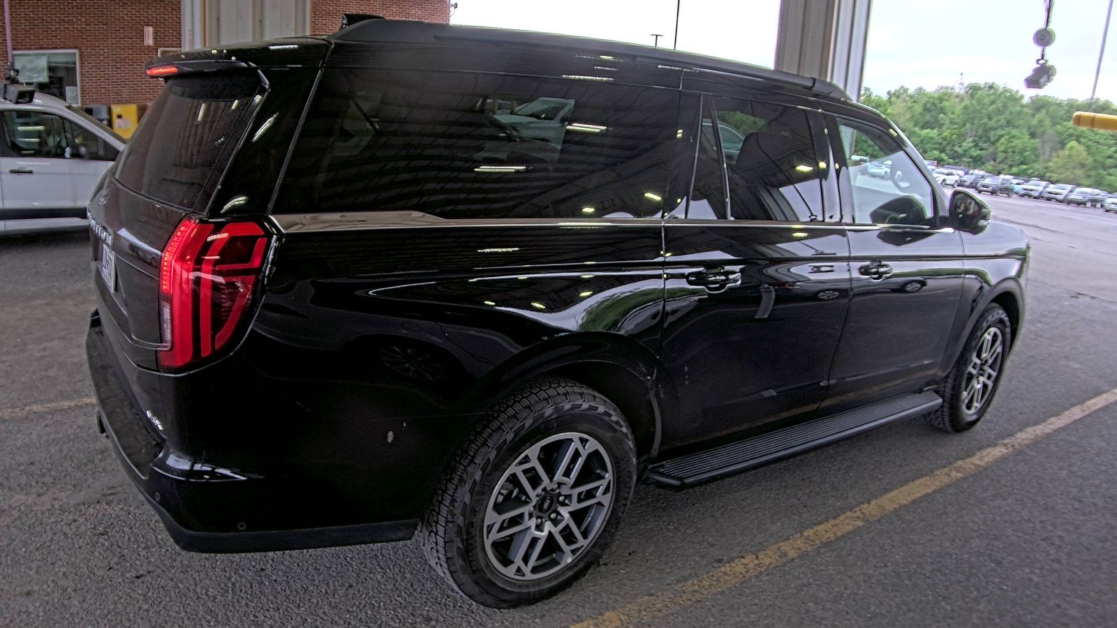 FORD EXPEDITION MAX - 5
