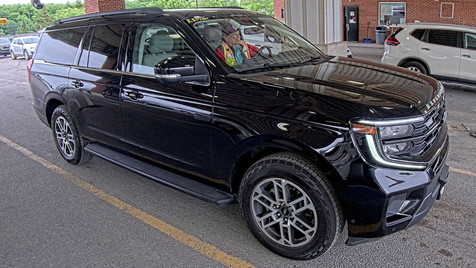 FORD EXPEDITION MAX - 4