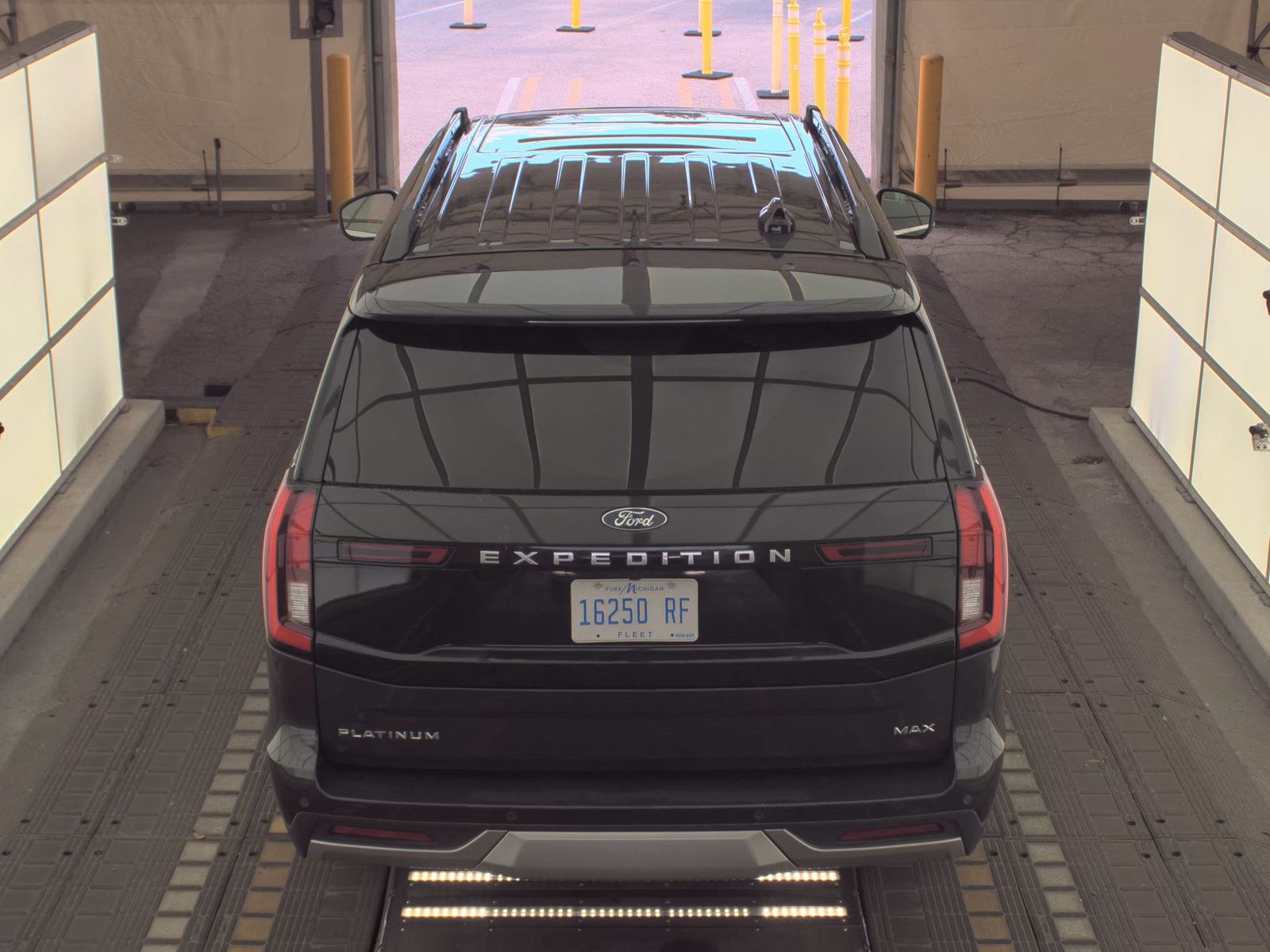 FORD EXPEDITION MAX - 7