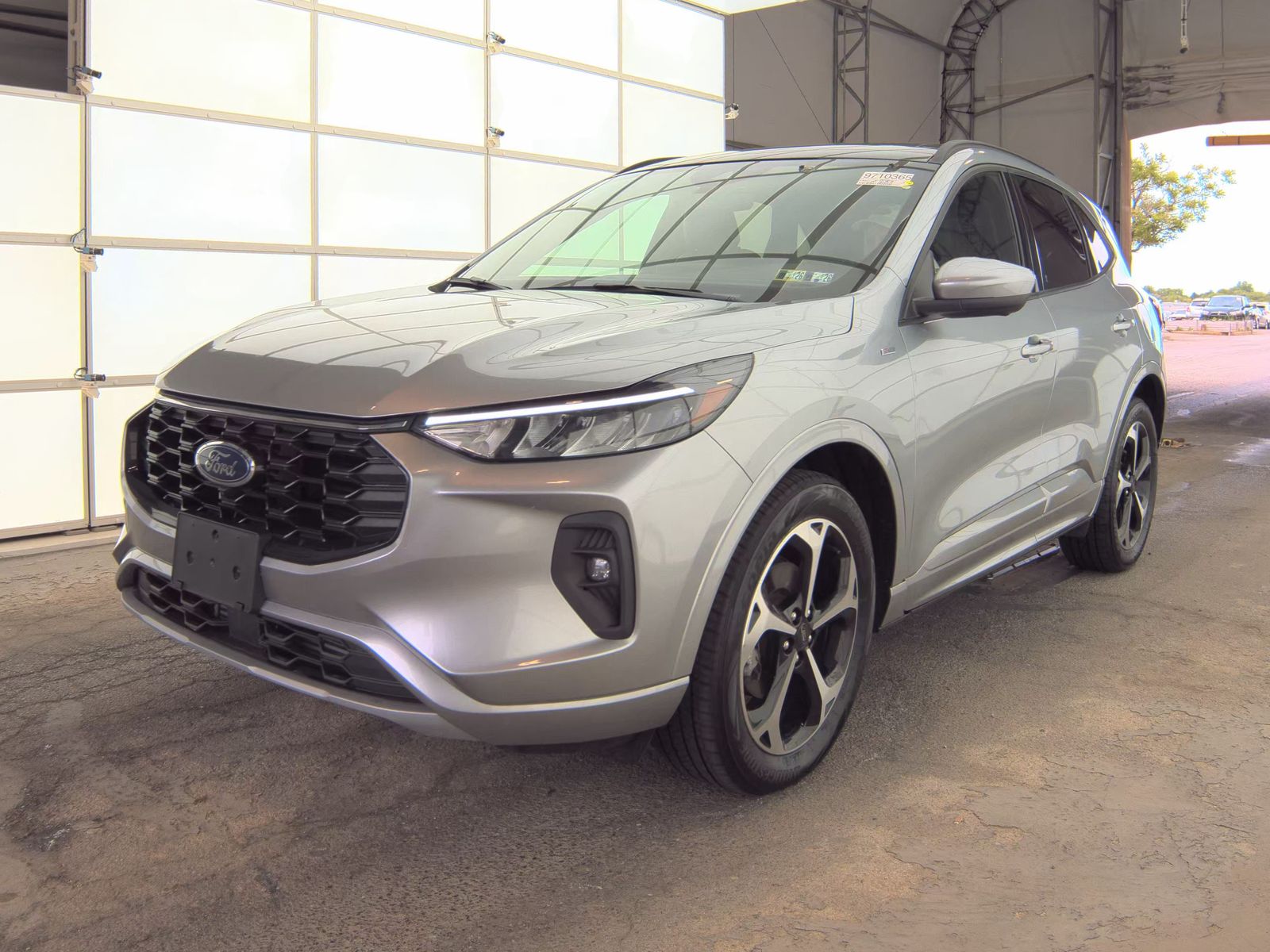 FORD ESCAPE - 1