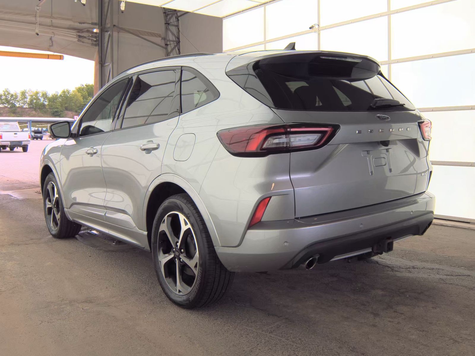 FORD ESCAPE - 9