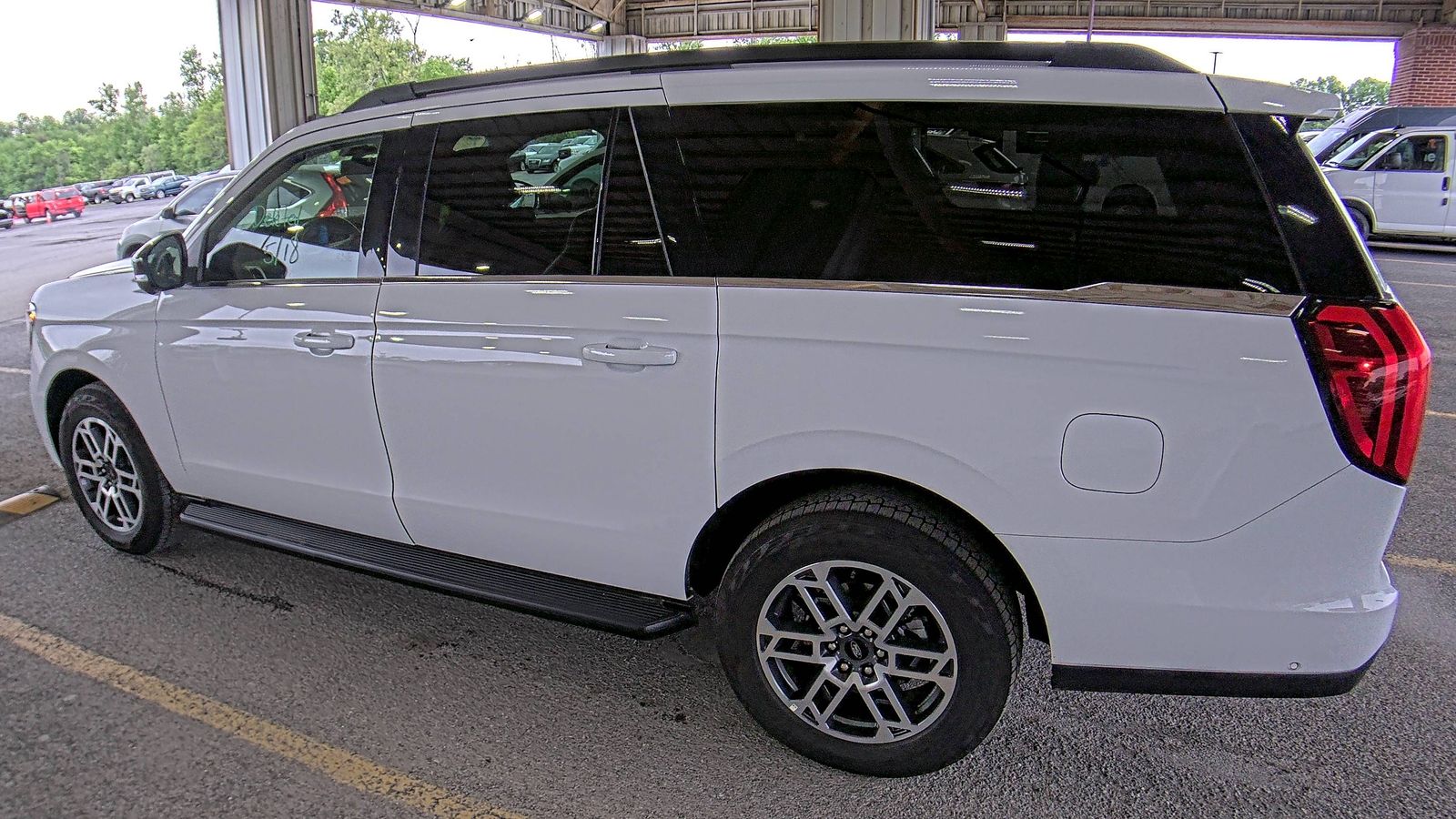 FORD EXPEDITION MAX - 7