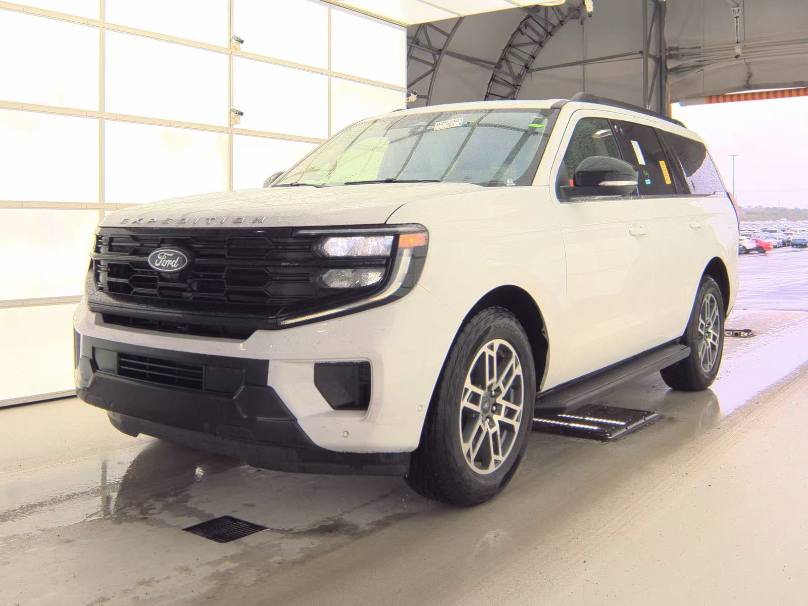 FORD EXPEDITION - 1
