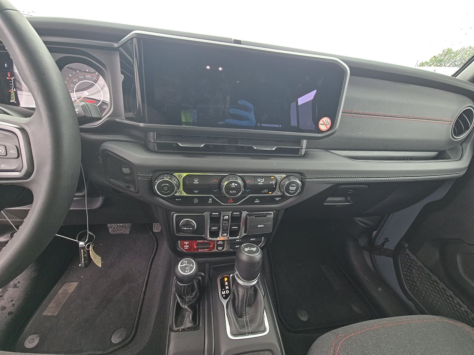 2025 Jeep Wrangler Rubicon AWD
