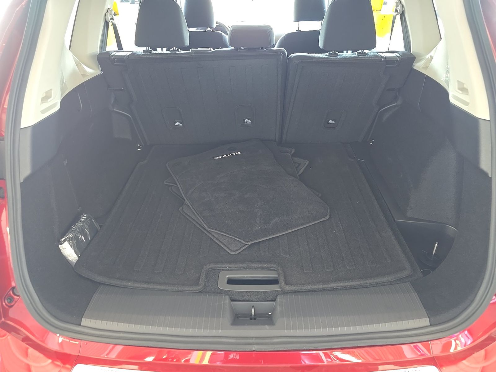 2026 Nissan Rogue SV FWD