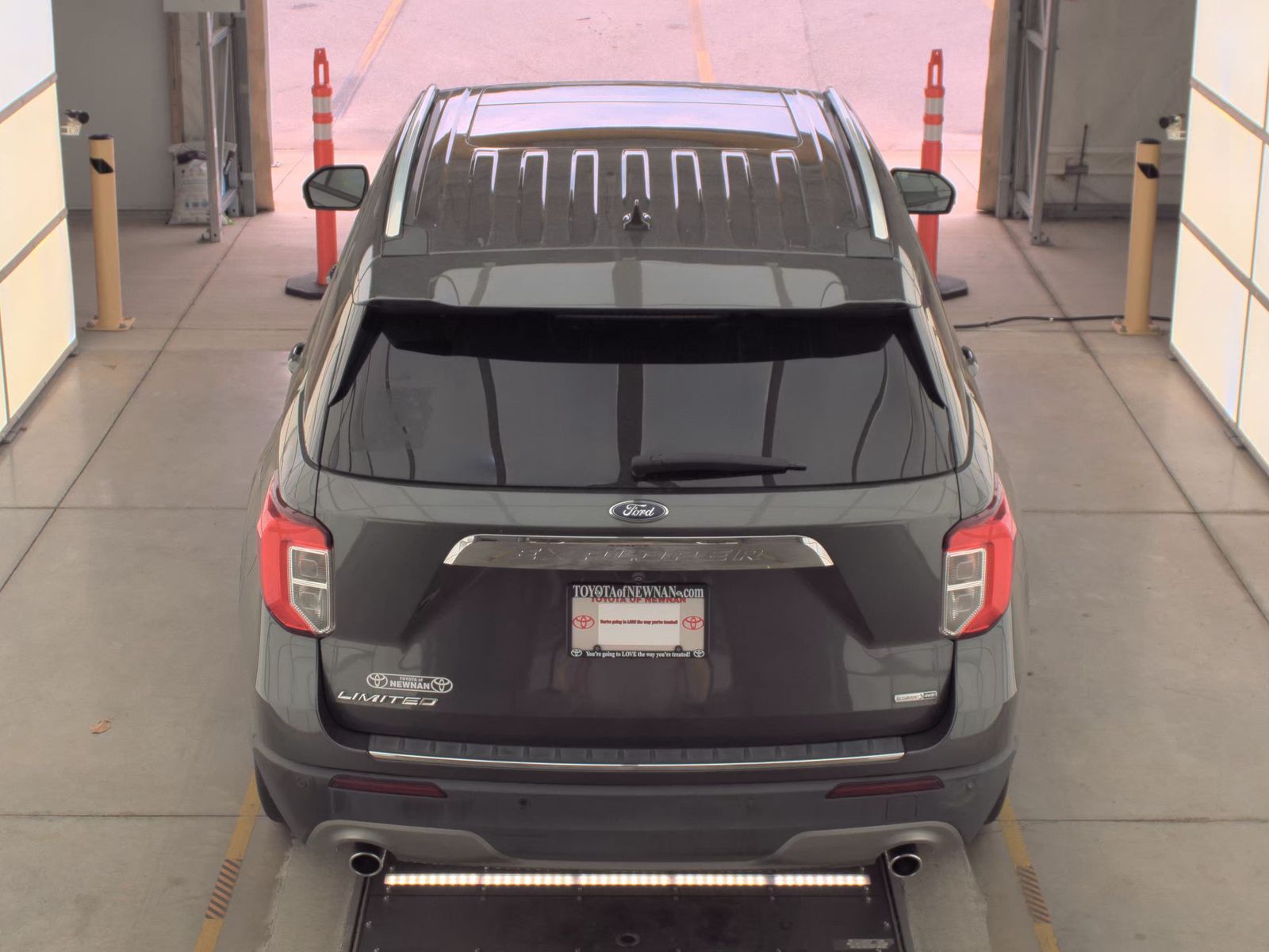FORD EXPLORER - 7