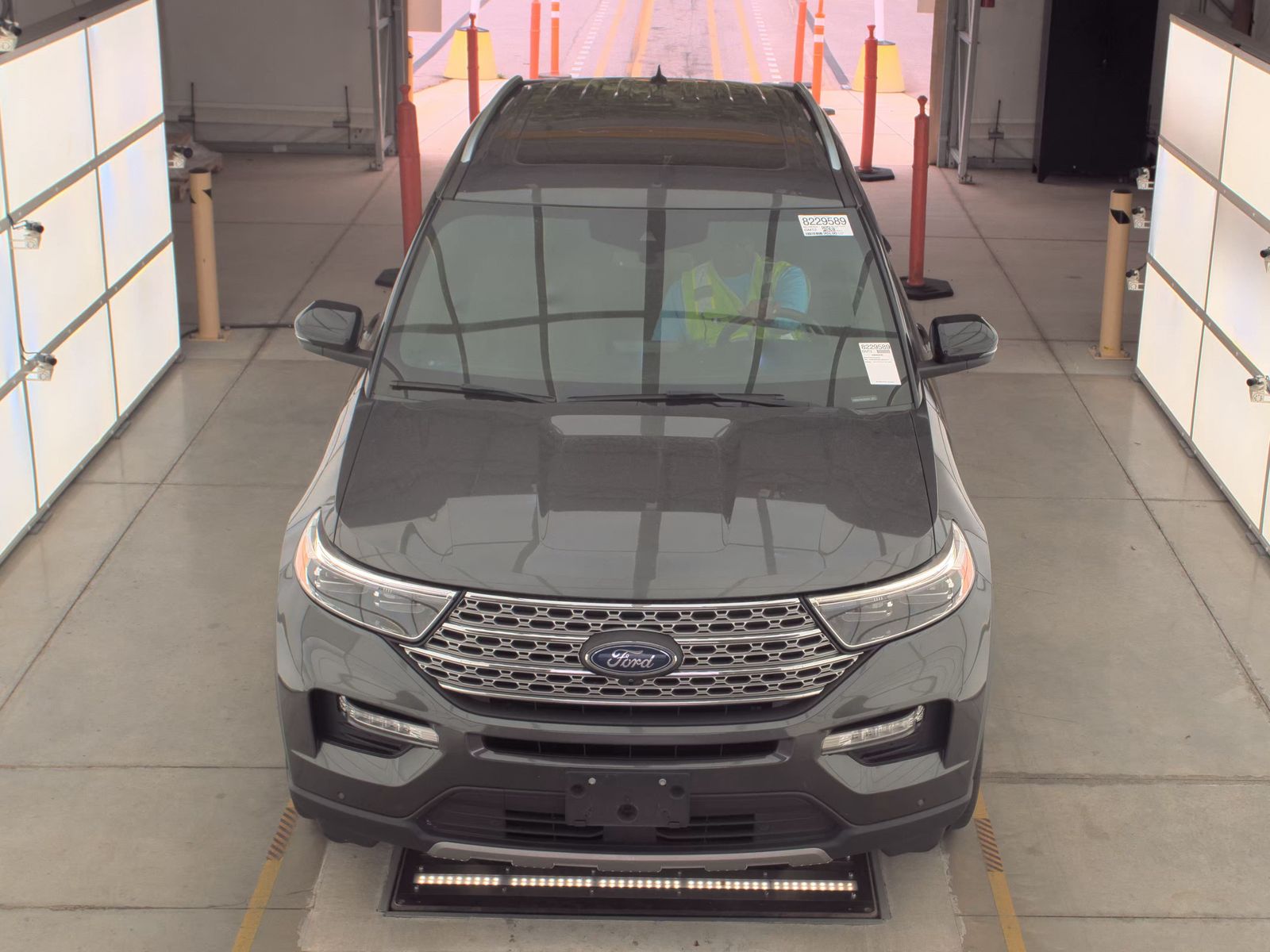 FORD EXPLORER - 3