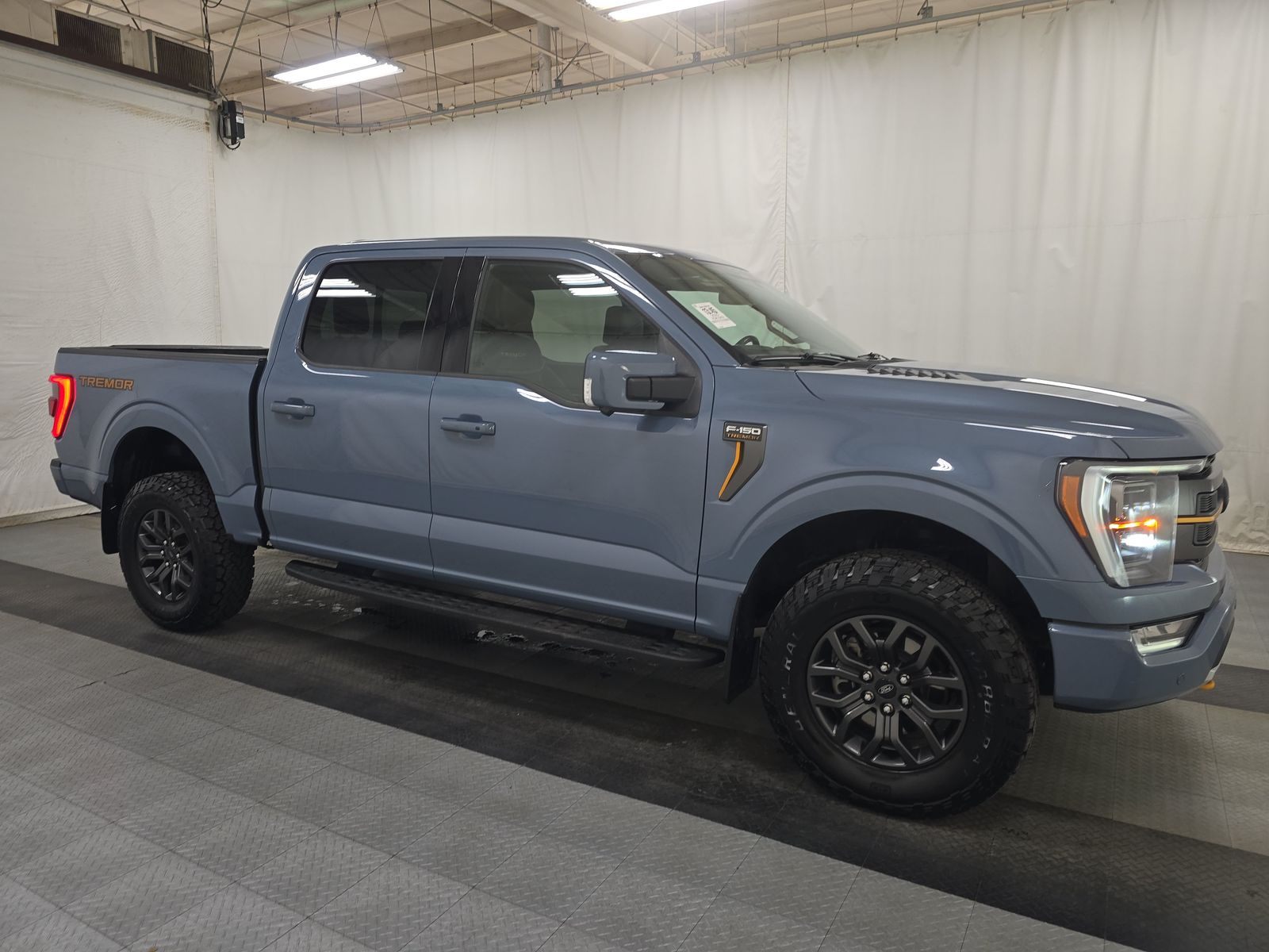 FORD F-150 - 4