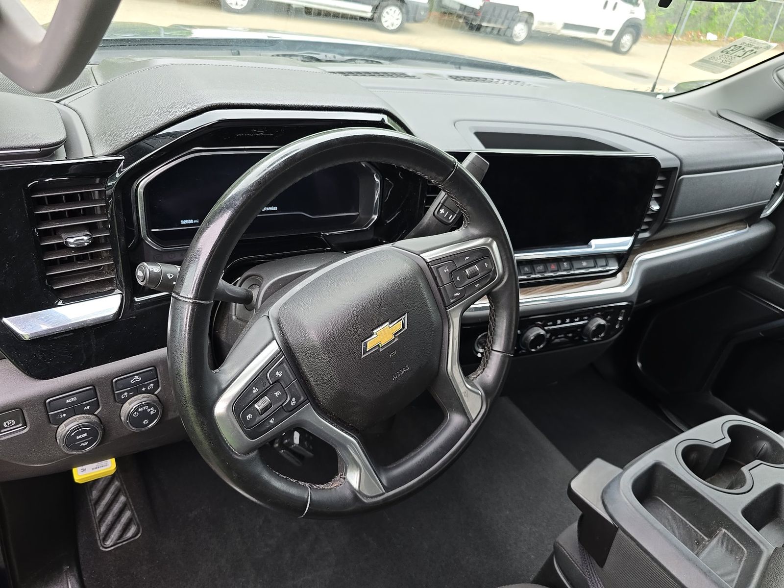 2023 Chevrolet Silverado 1500 LT AWD