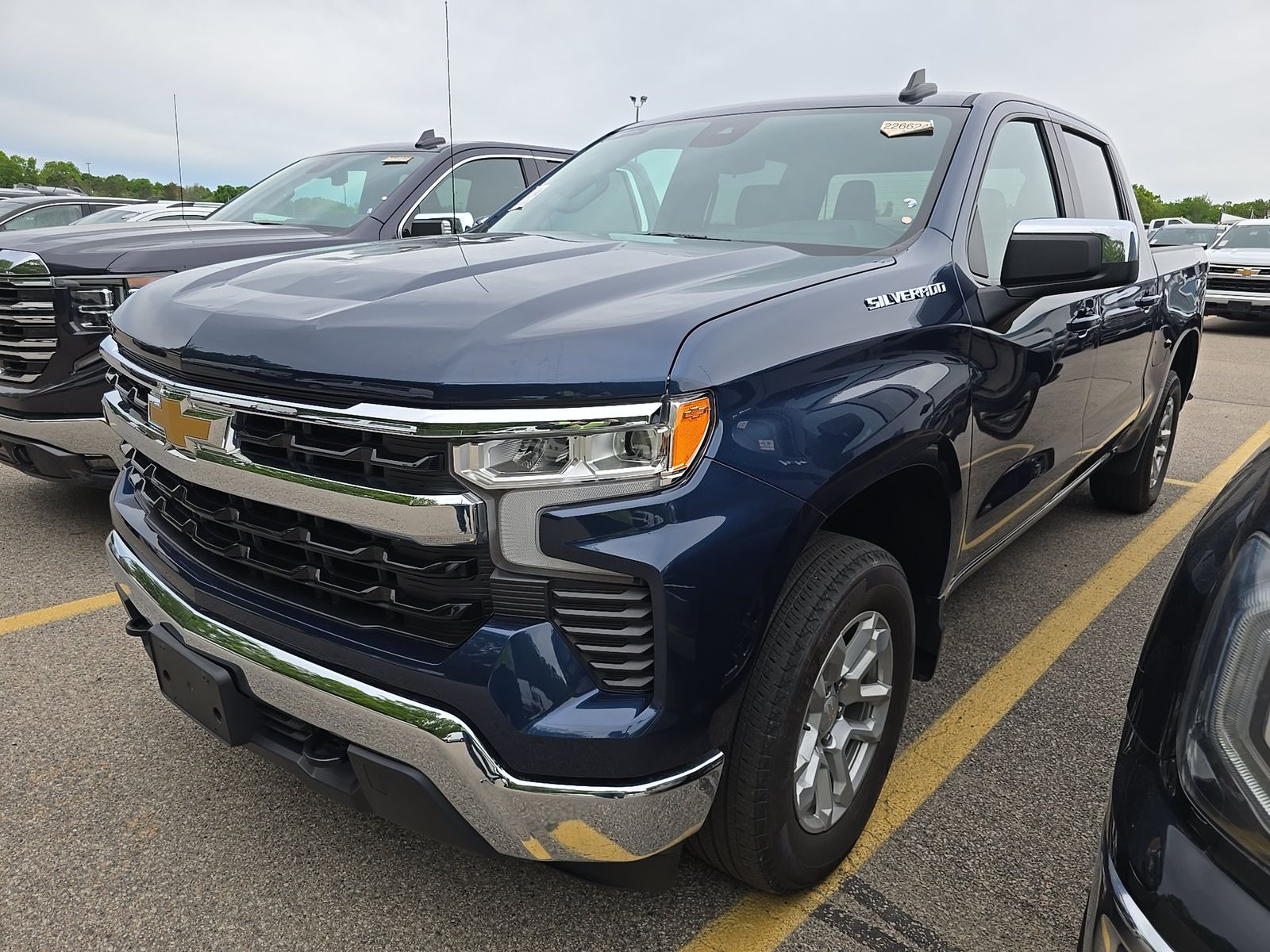 2023 Chevrolet Silverado 1500 LT AWD