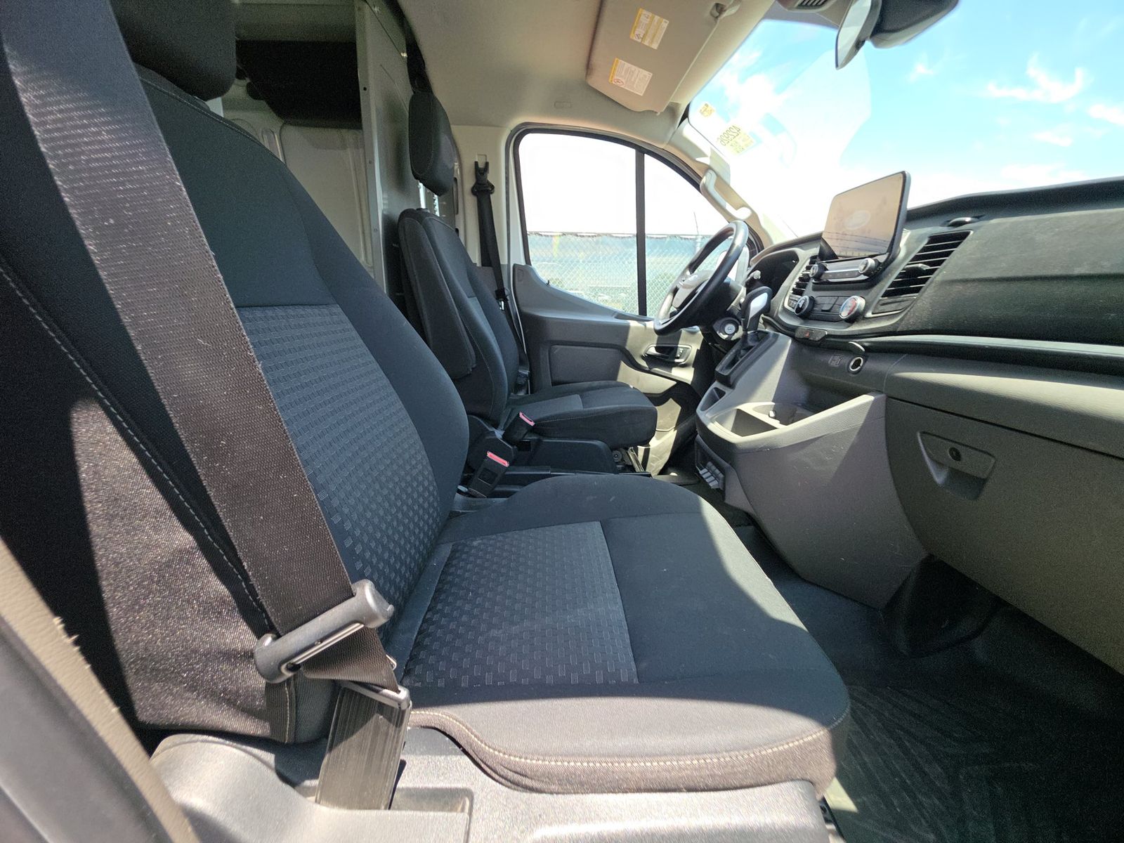 FORD TRANSIT 150 - 9