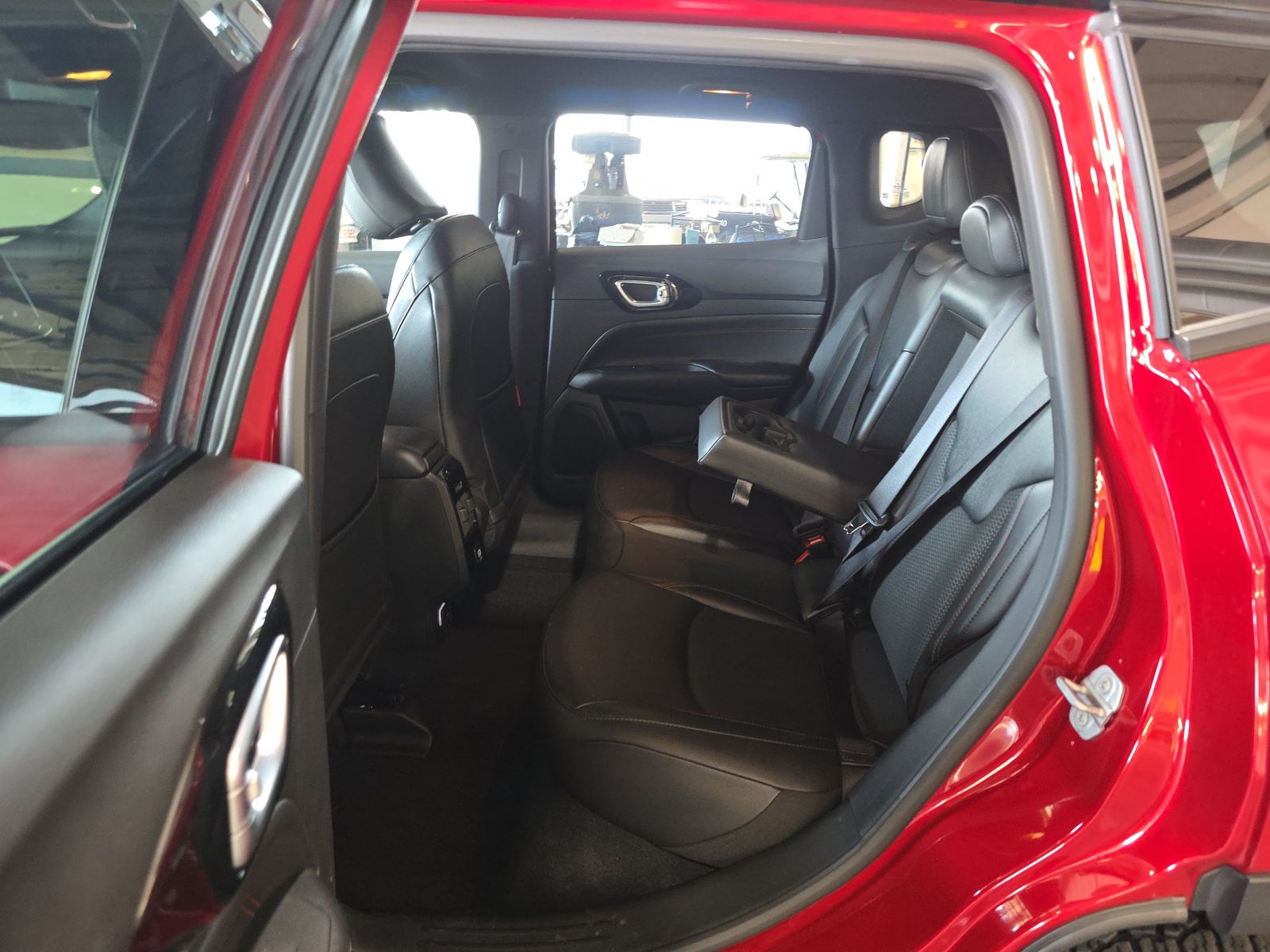 2025 Jeep Compass Trailhawk AWD