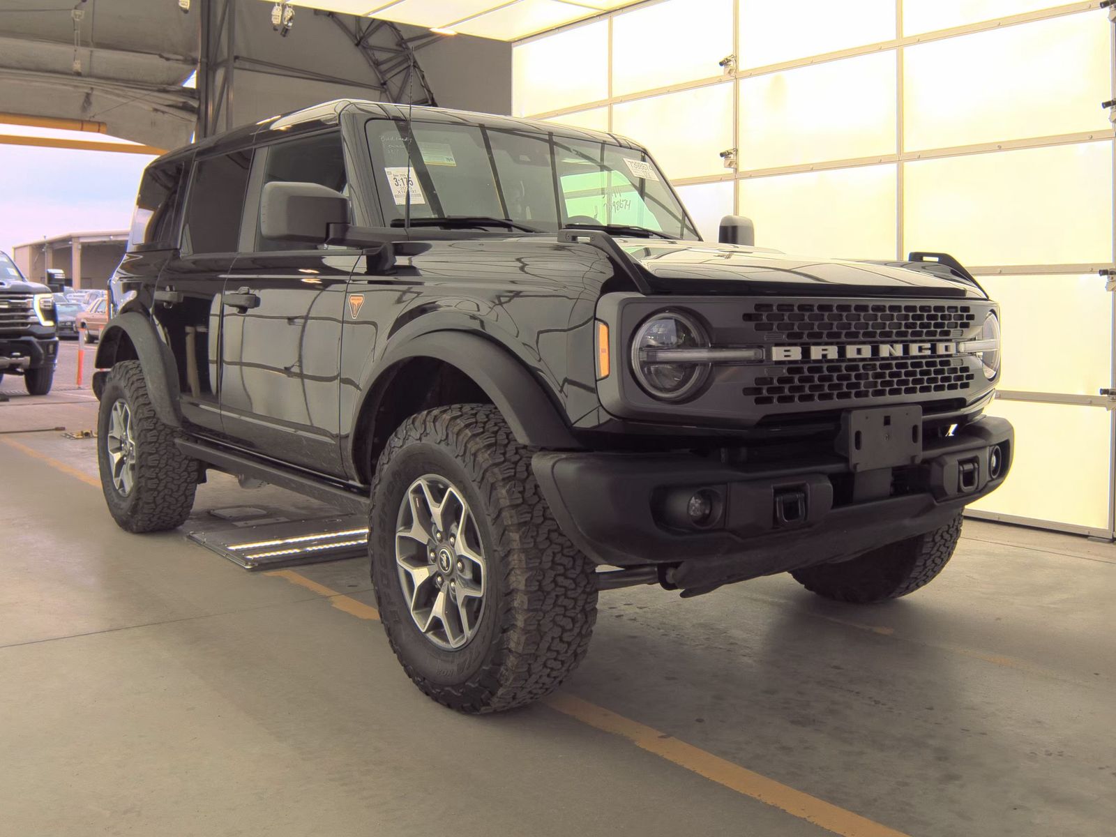 FORD BRONCO - 5